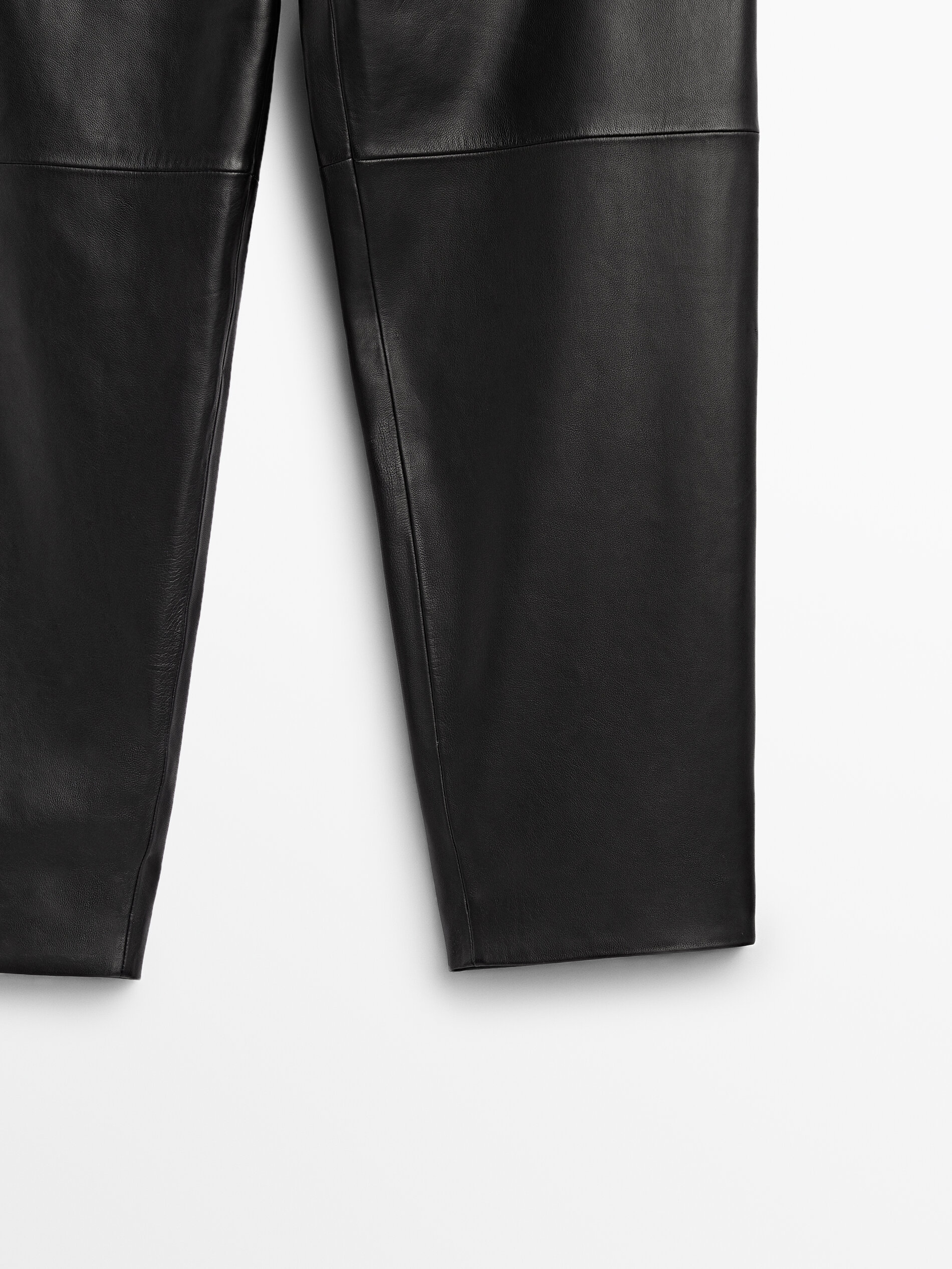 Pantalón pinzas piel napa - Massimo Dutti México