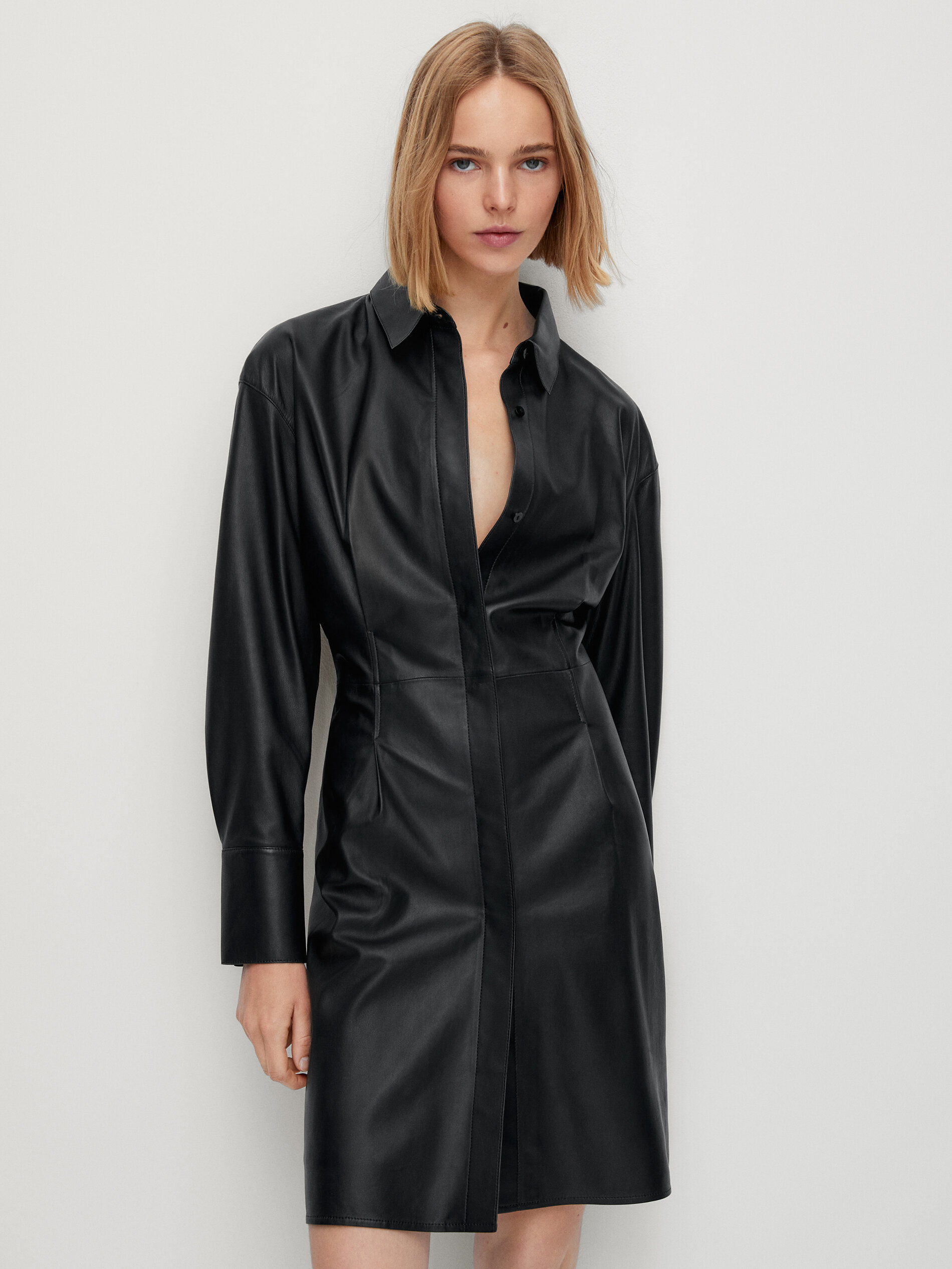 Vestito corto in pelle nappa - Massimo Dutti Italia