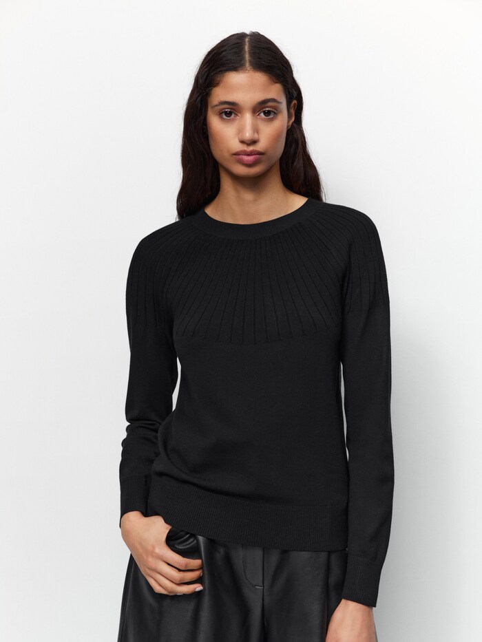 마시모두띠 스웨터 Massimo Dutti Sweater with ribbed detail,BLACK