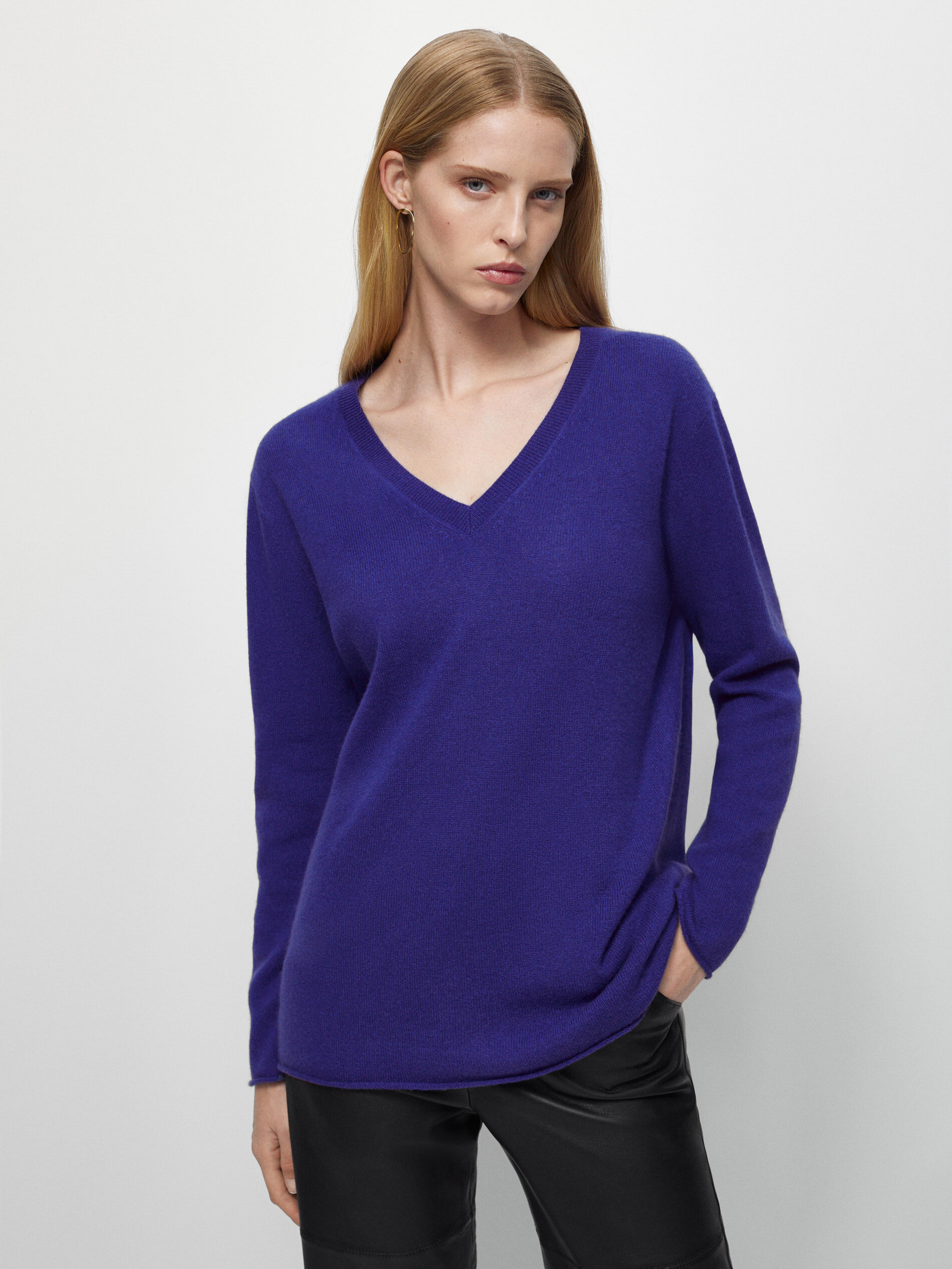 100% cashmere v-neck sweater - Massimo 