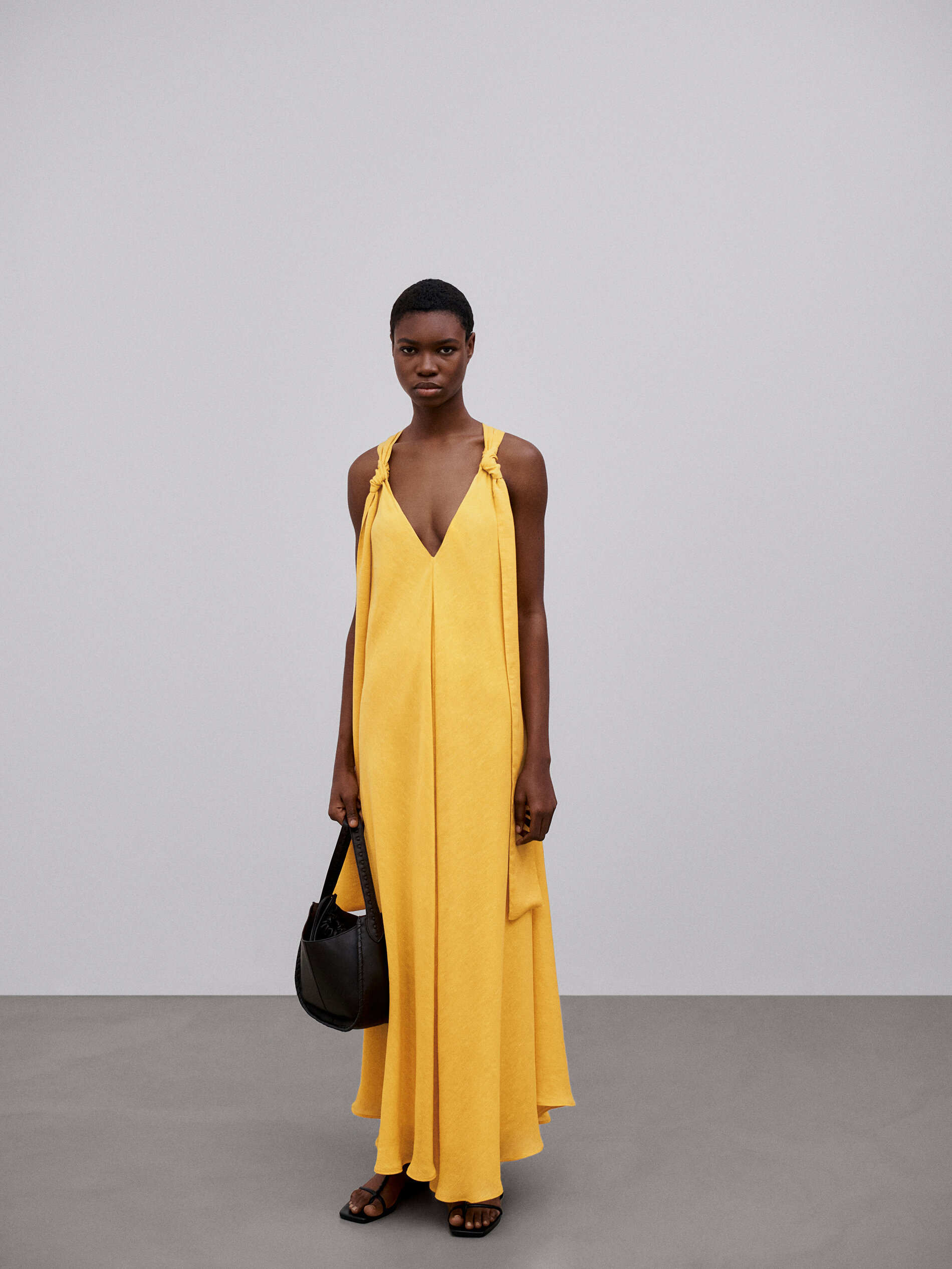 Vestido largo detalle nudos Limited Edition - Massimo Dutti México