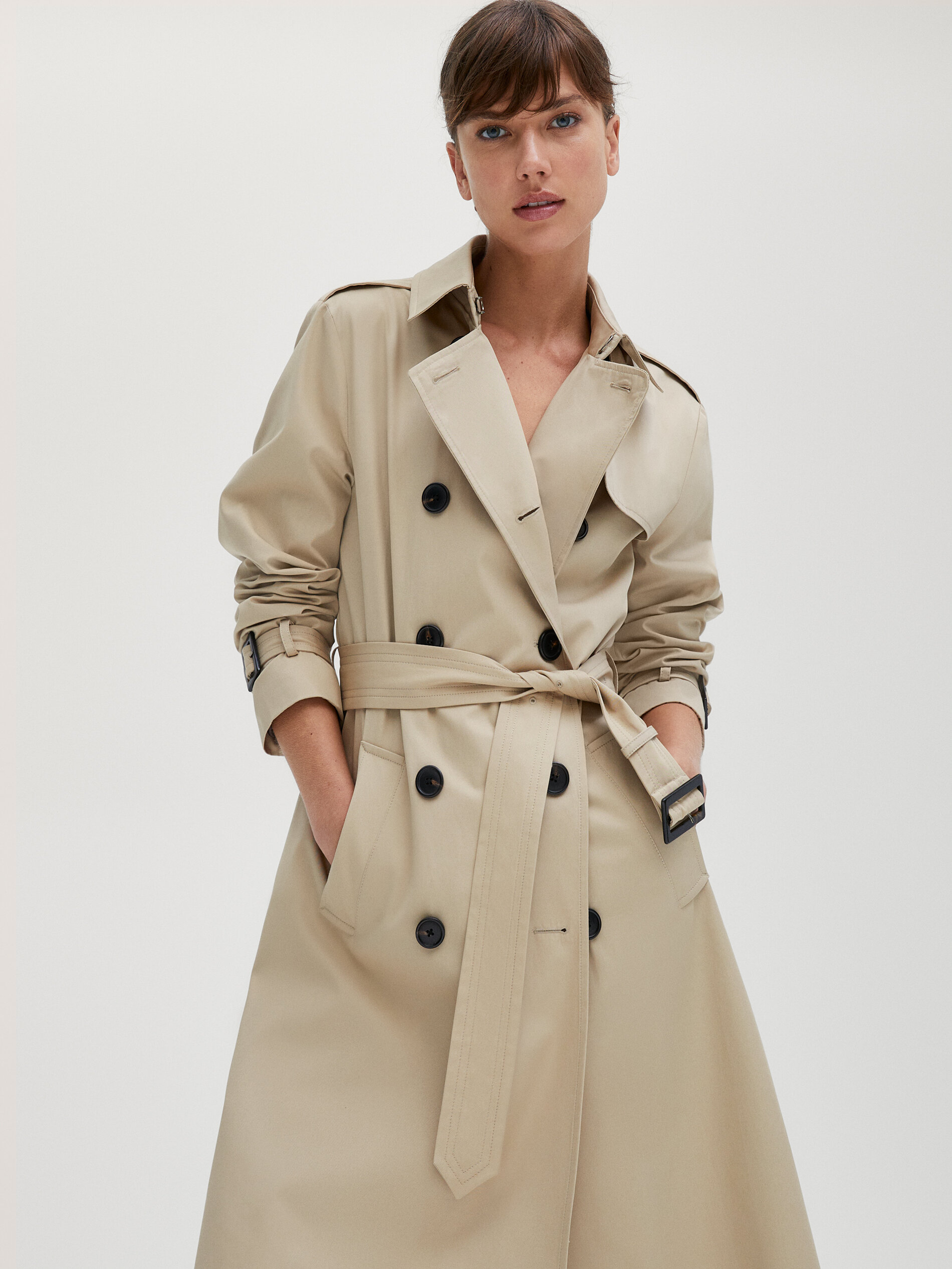 Trench coat belt back