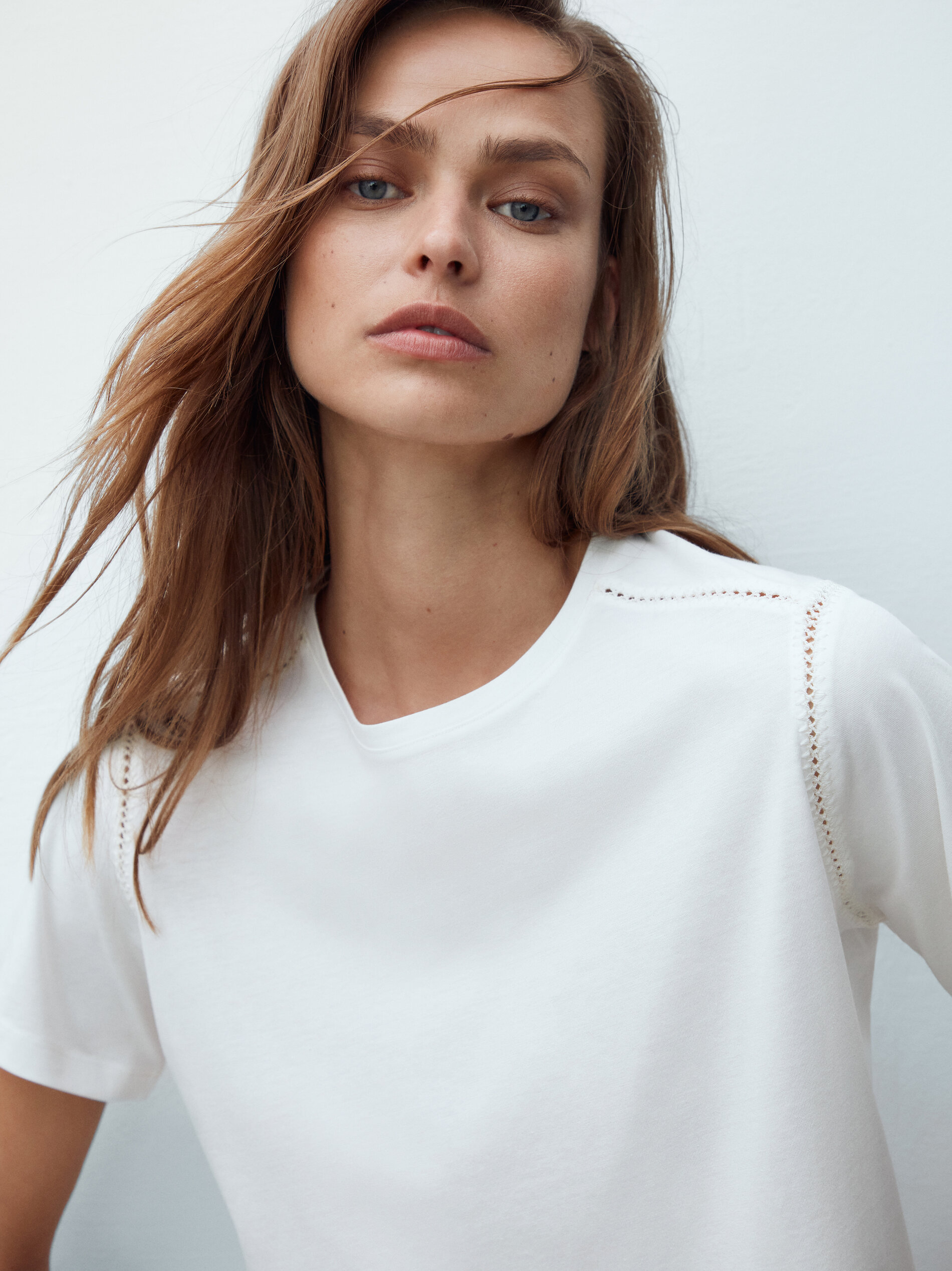Cotton T-shirt with lace trim - Massimo 