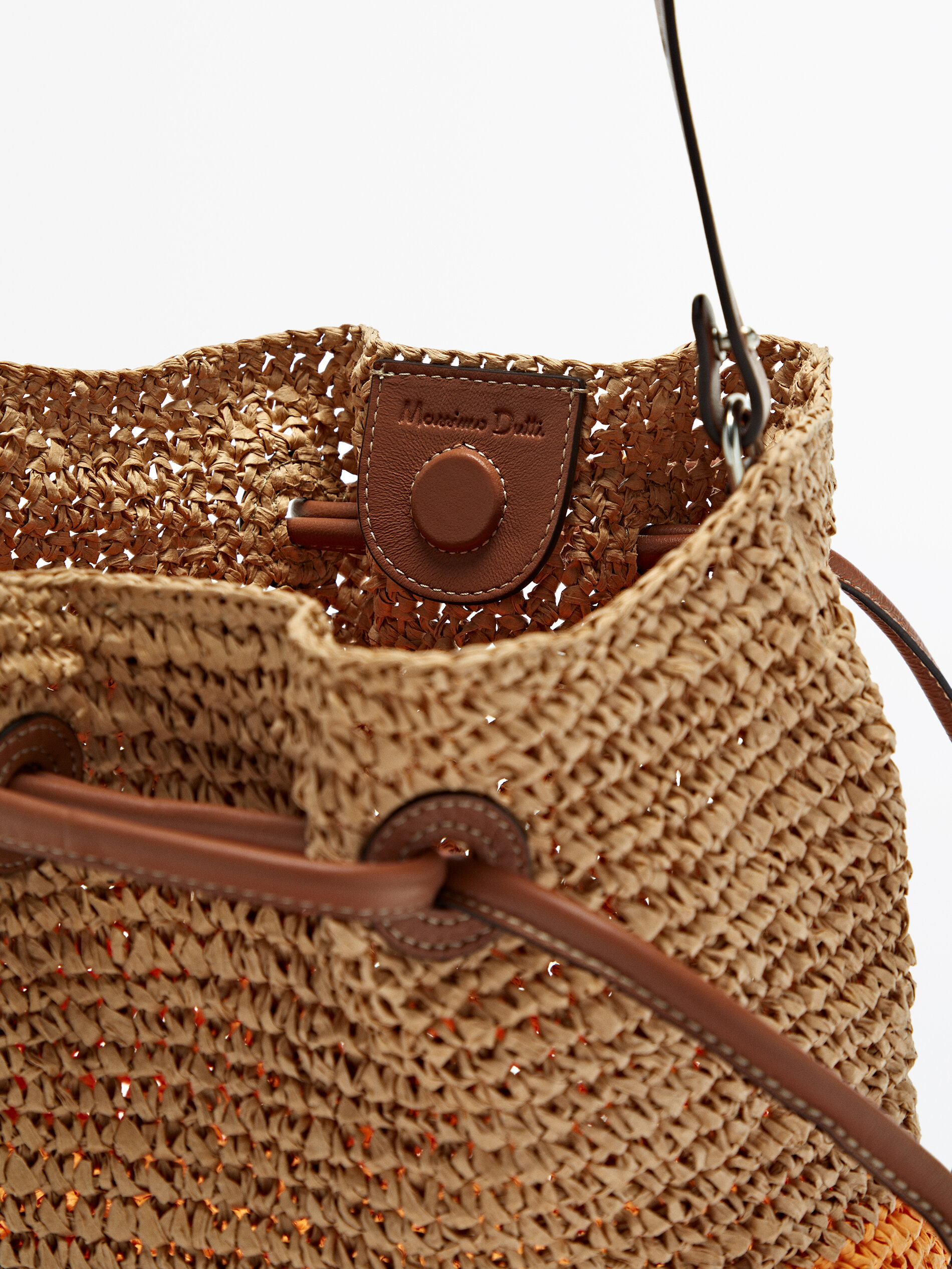 Bolso mini flor rafia asas de piel - Massimo Dutti España