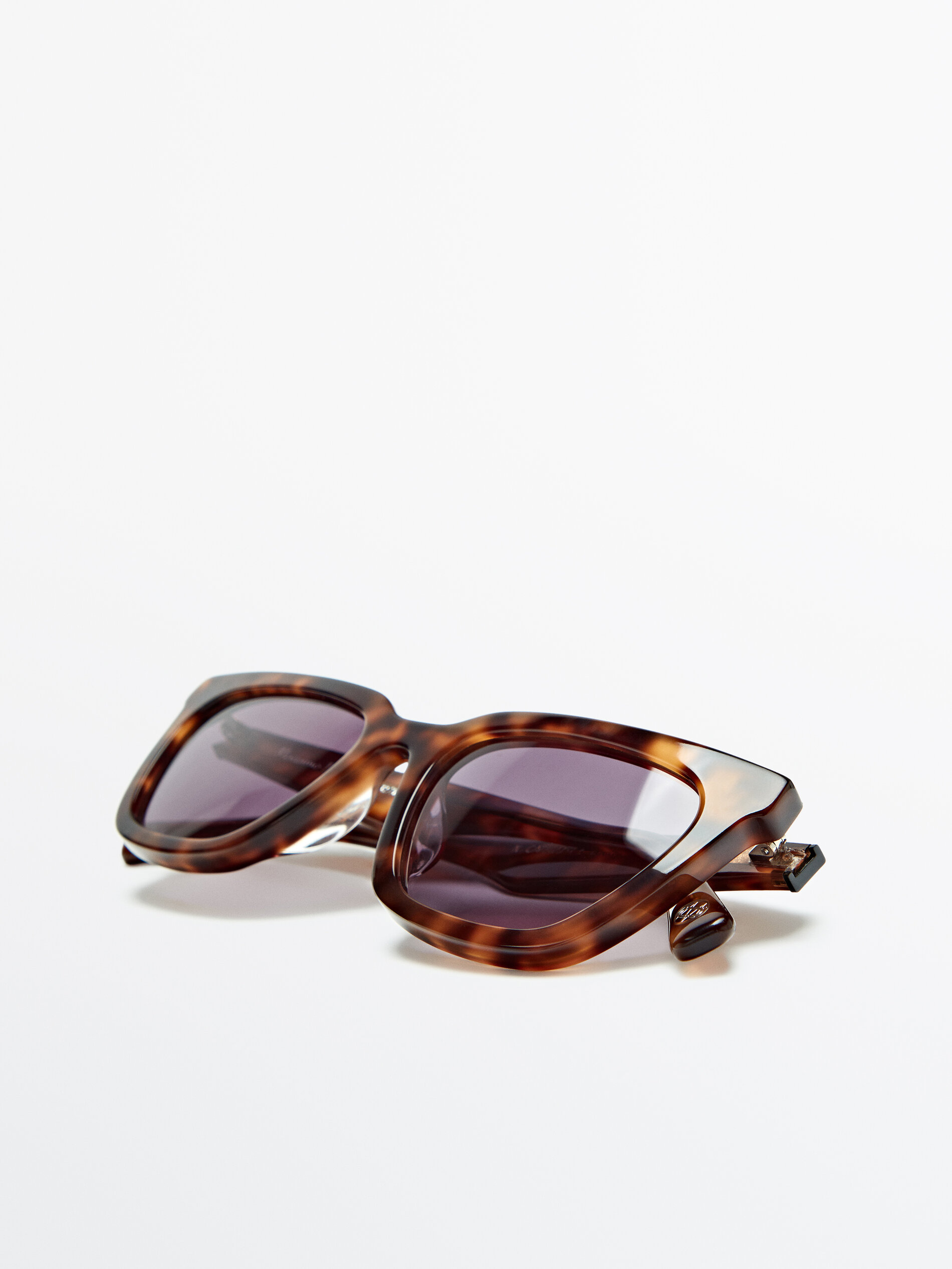 Occhiali da sole con montatura in acetato effetto tartaruga - Massimo Dutti  Italia