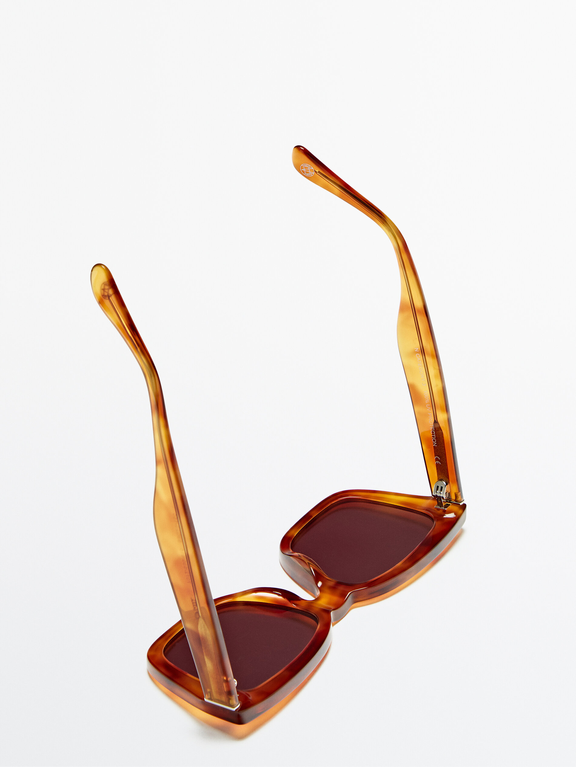 Occhiali da sole quadrati effetto tartaruga - Massimo Dutti Italia