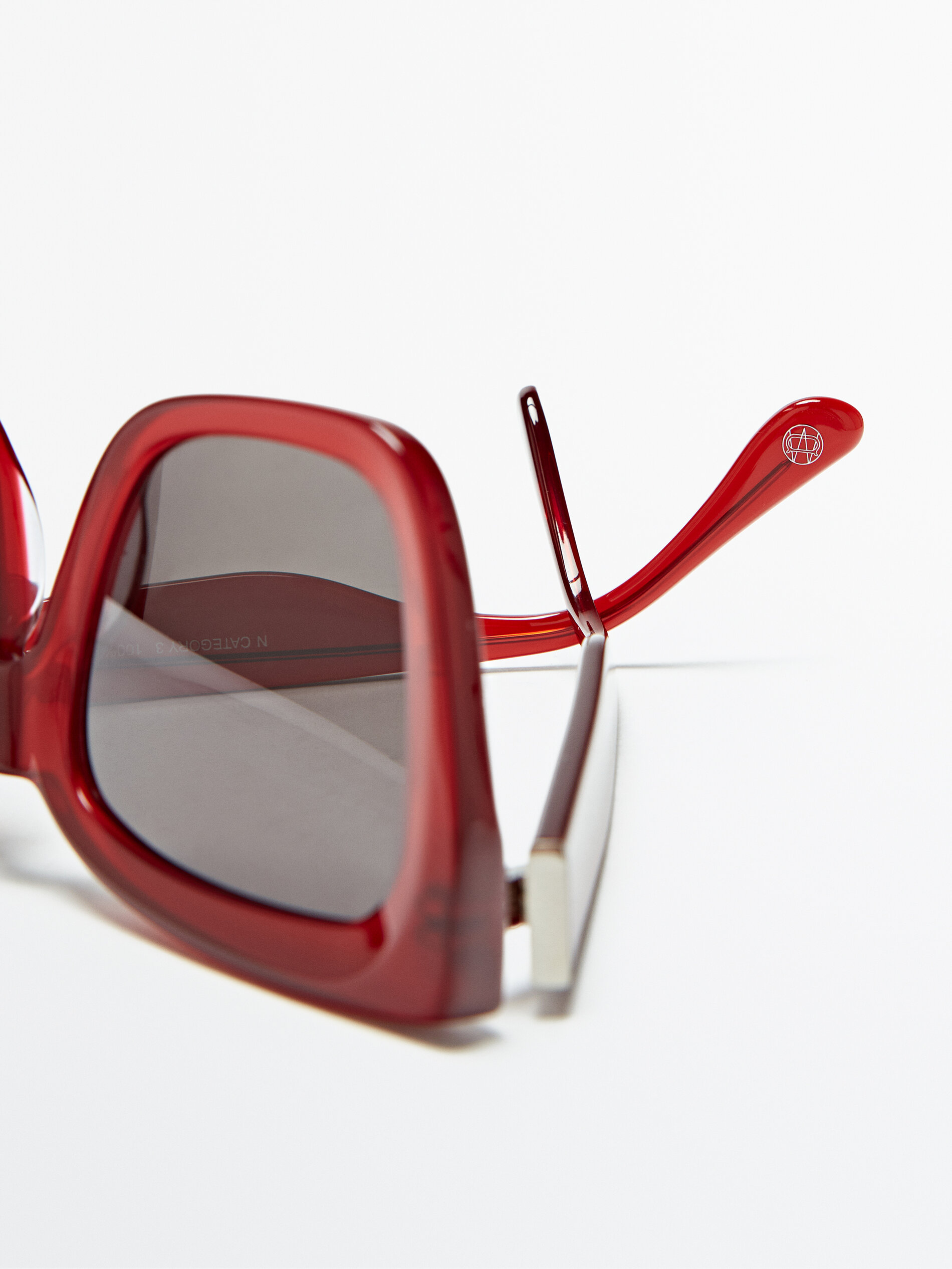 burgundy sunglasses womens