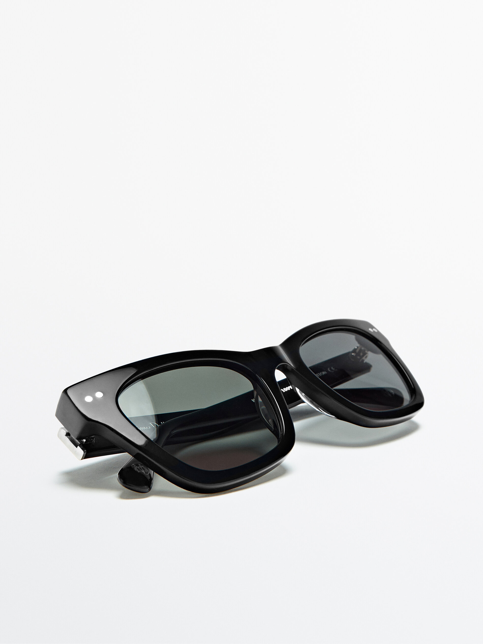 black square goggles