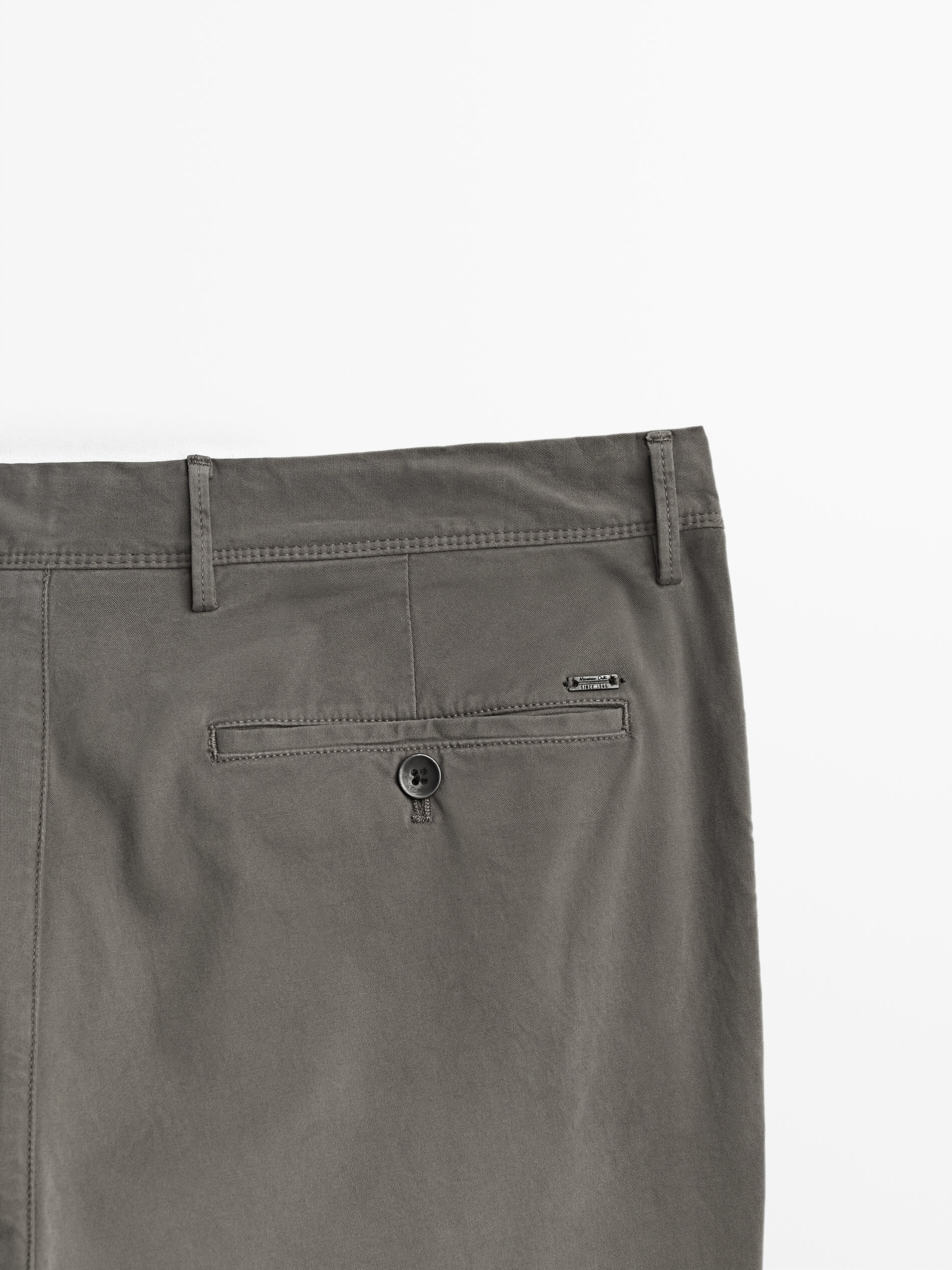 Pantaloni chino regular fit in cotone - Massimo Dutti Italia