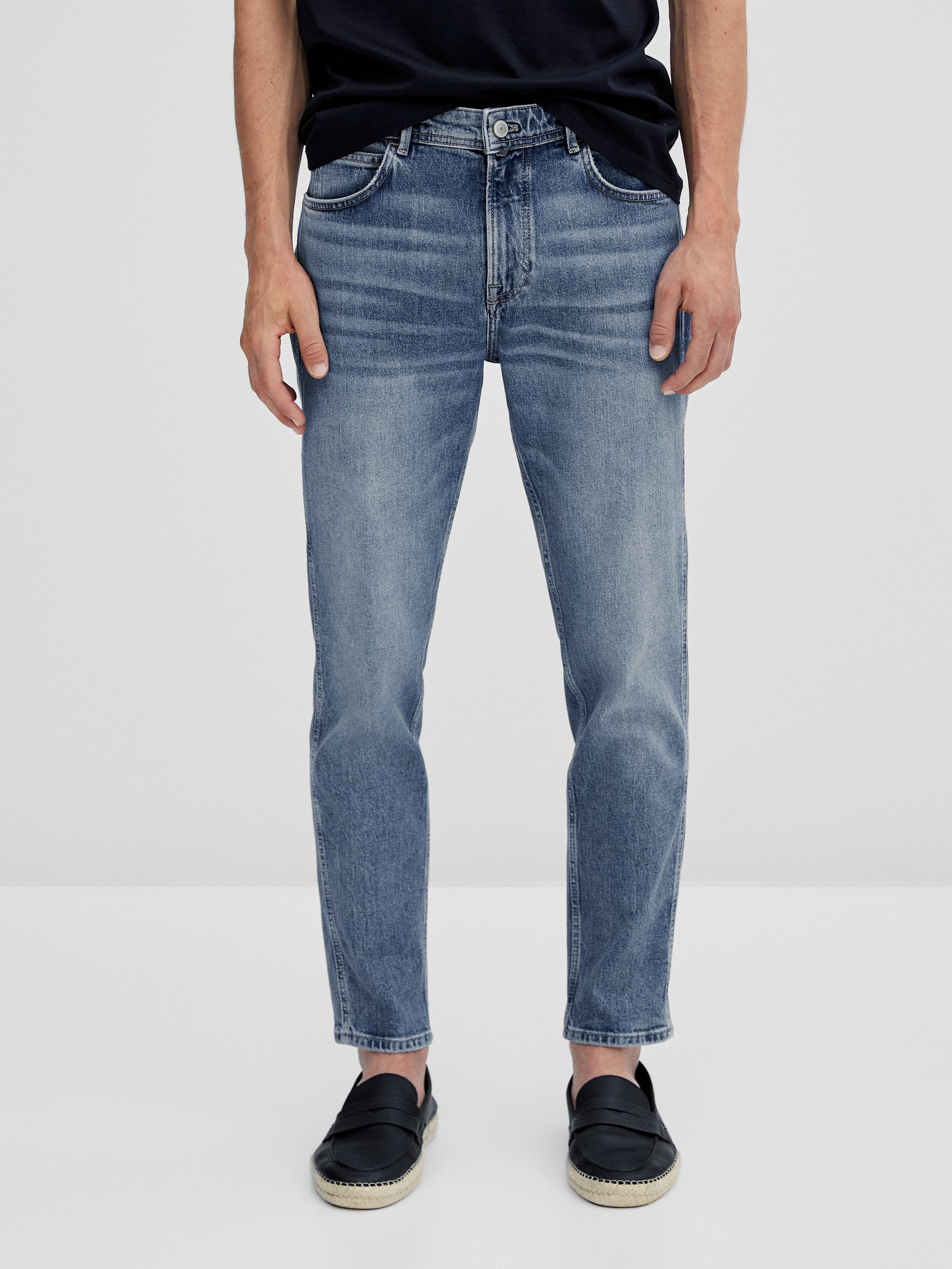 Tapered-fit jeans - Massimo Dutti 