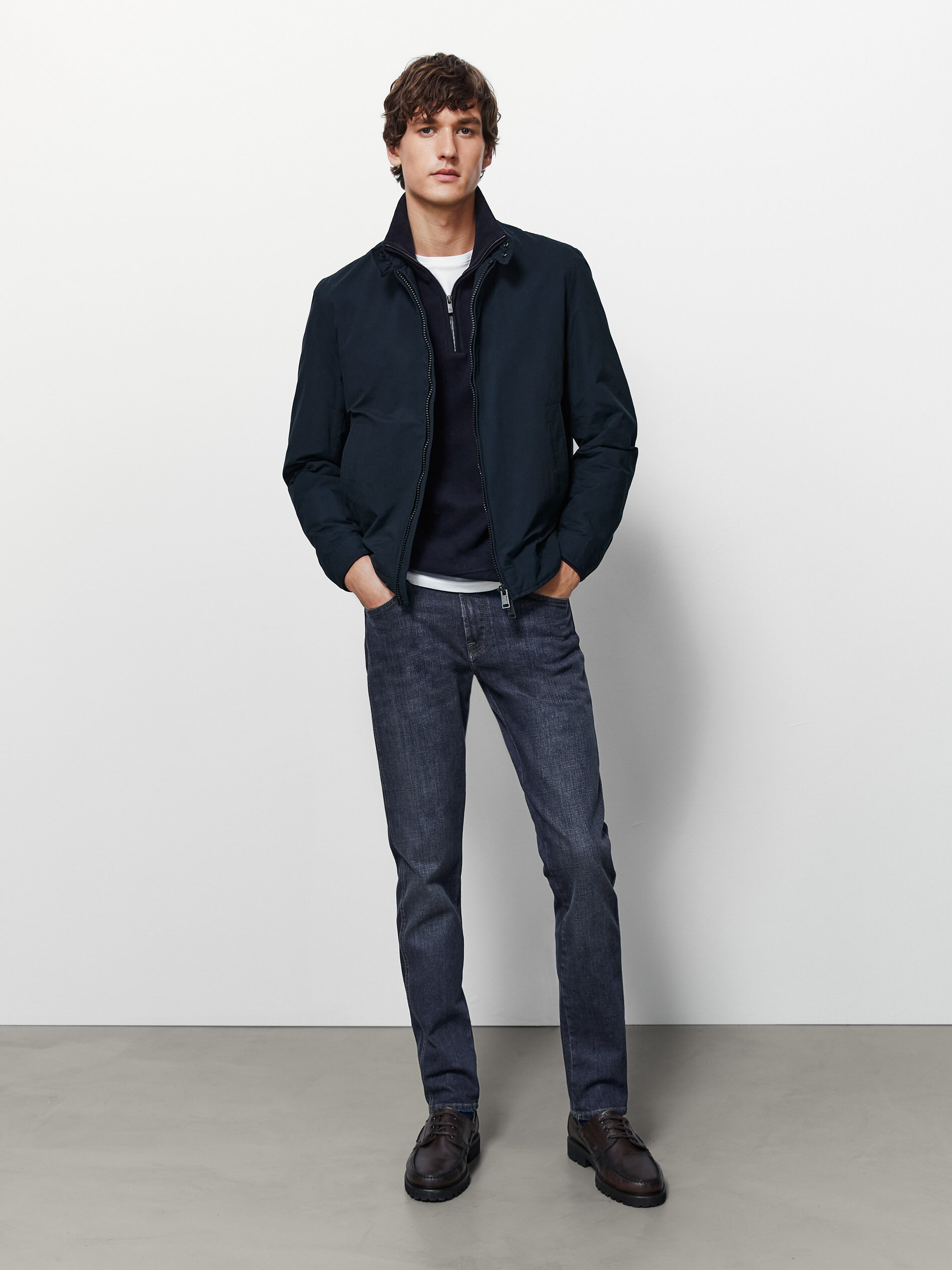 Pantalón vaquero dirty stone slim fit - Massimo Dutti España