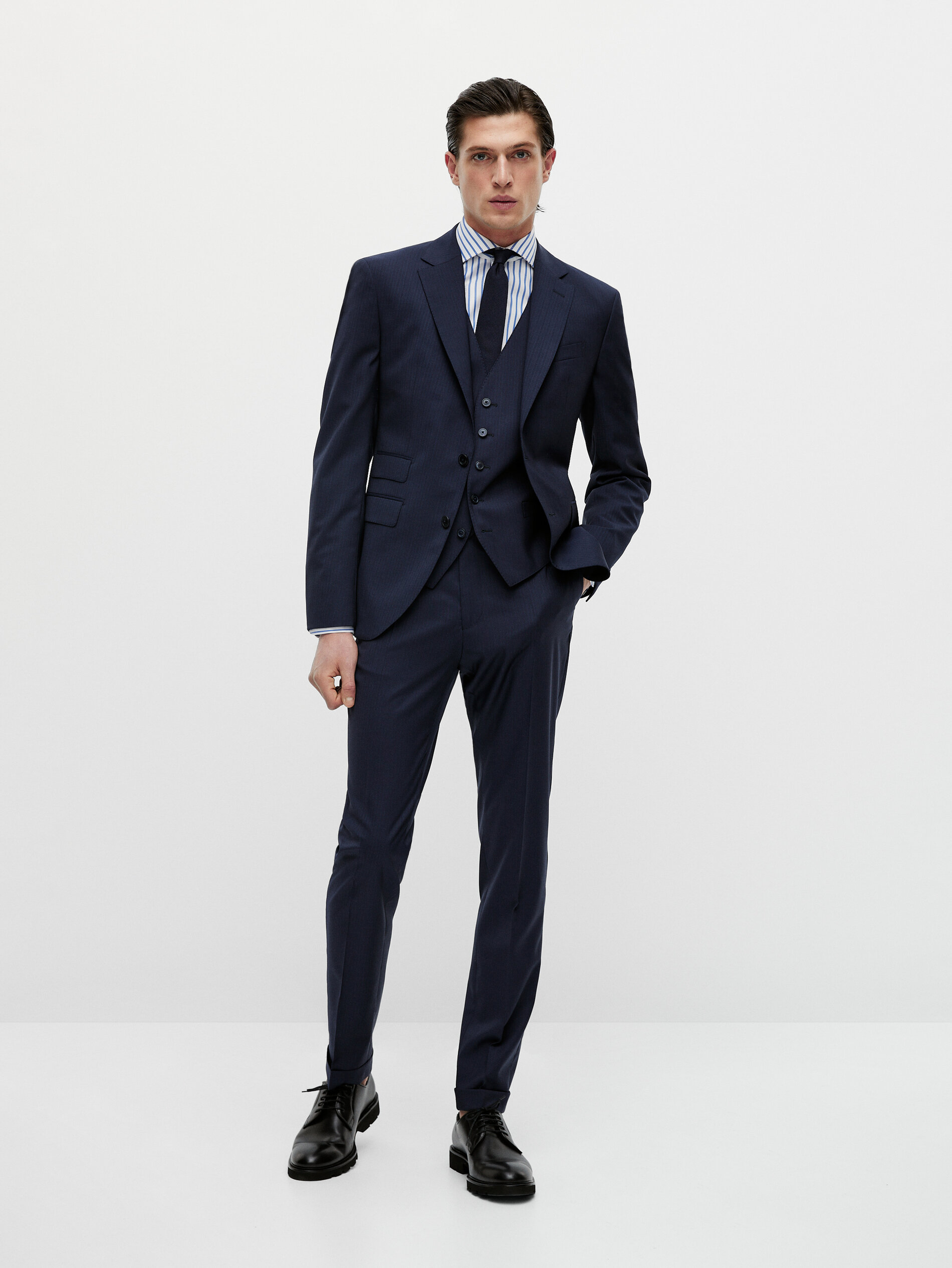 Pantalón traje azul lana raya diplomática - Massimo Dutti España
