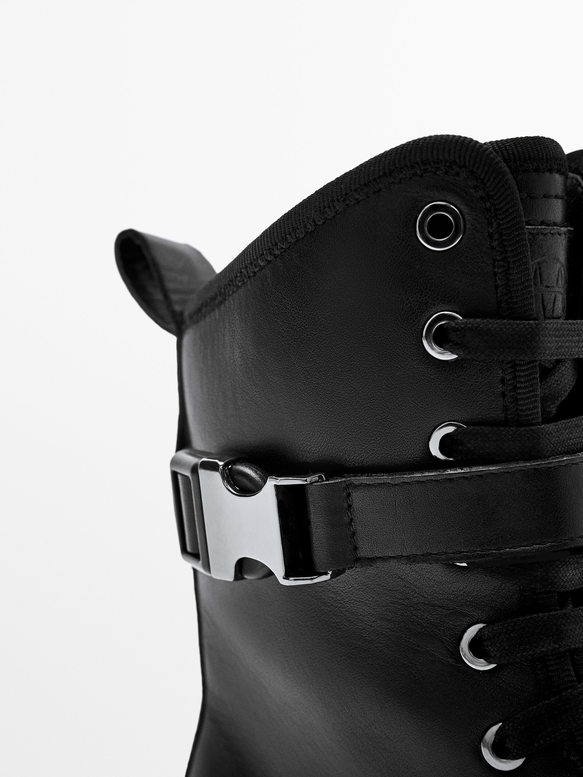 massimo dutti white boots