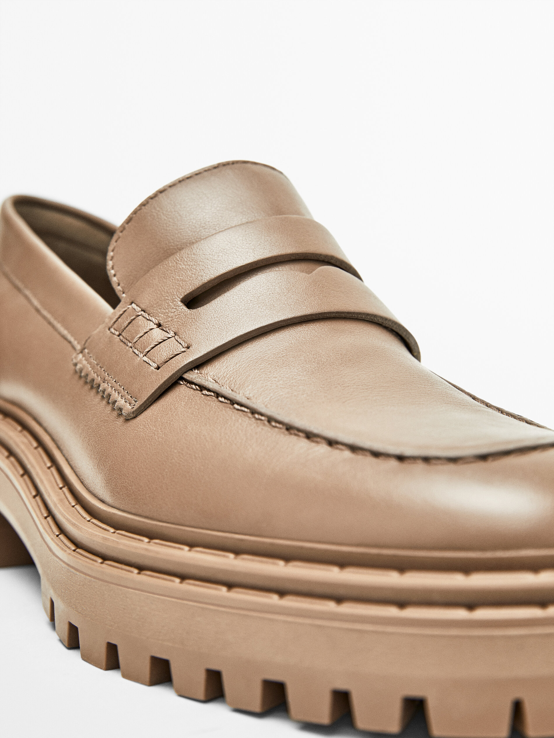 MOCASSINI IN PELLE CON SUOLA TRACK MARRONI - Massimo Dutti Italia
