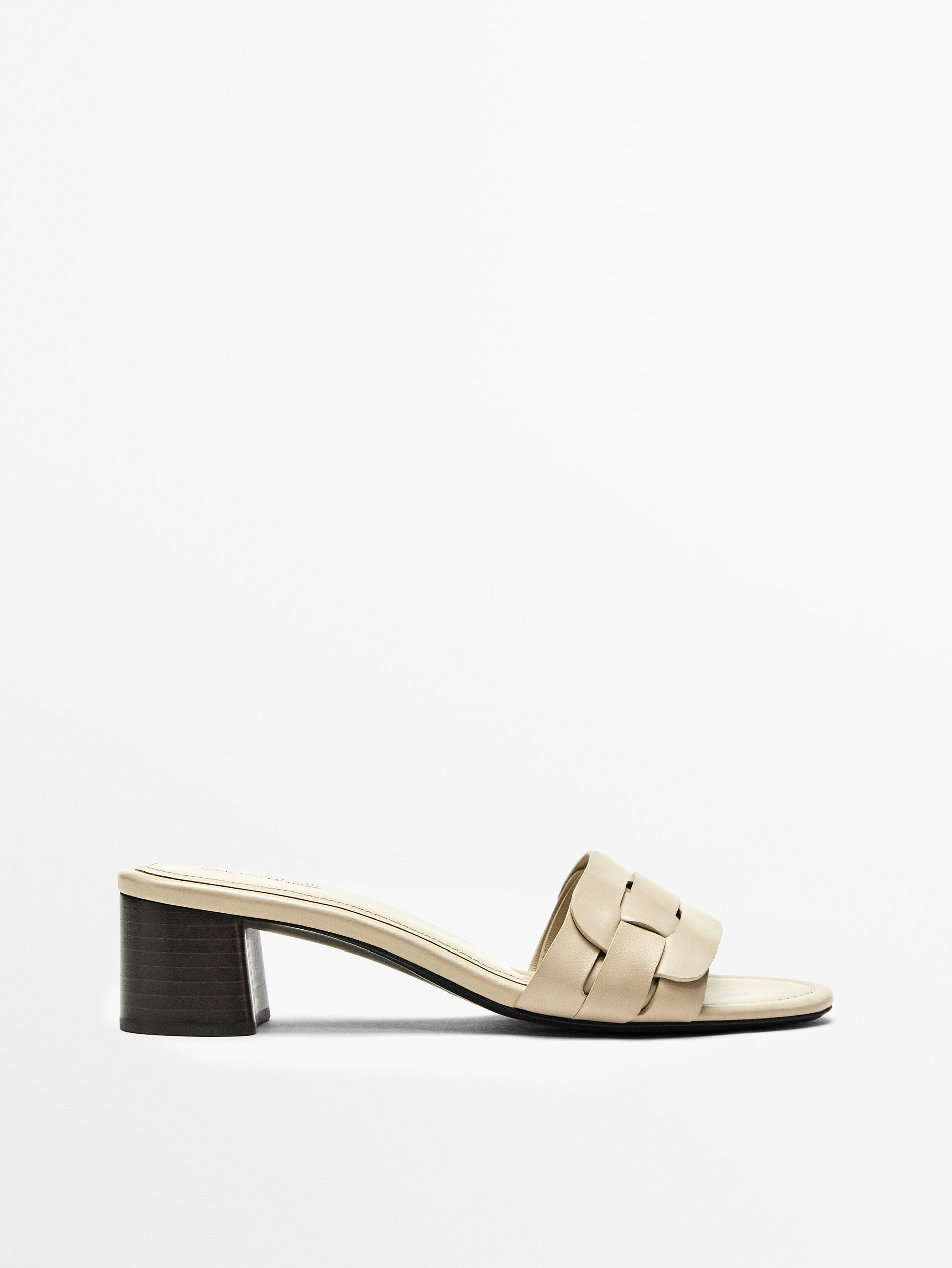 Sandalia tacón piel crudo - Massimo Dutti México
