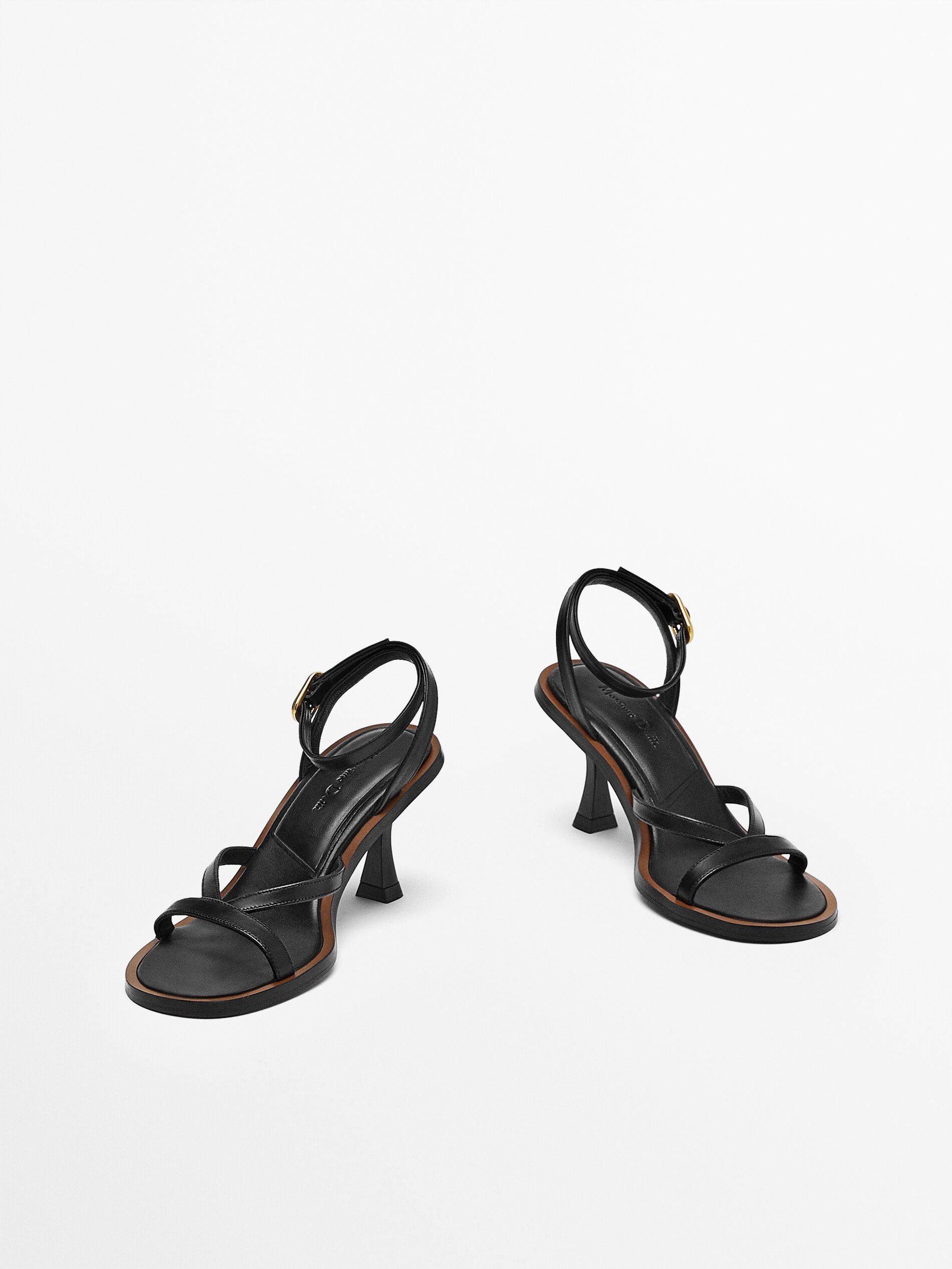 SANDALI CON TACCO E DETTAGLIO DI GUARDOLO IN PELLE - Massimo Dutti Italia