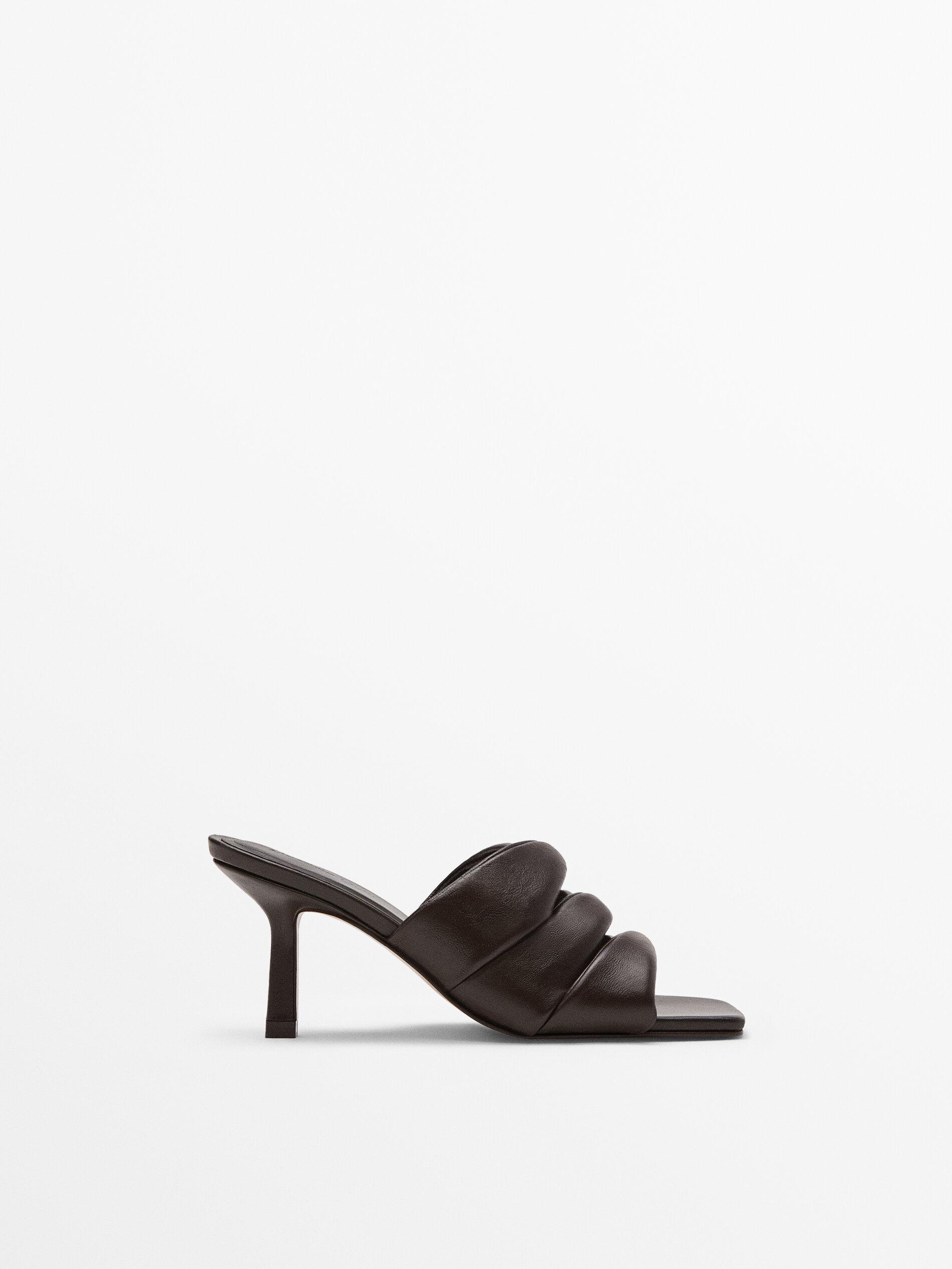 KOŽNE SANDALE S VISOKOM POTPETICOM I ZAOBLJENIM OPŠAVOM