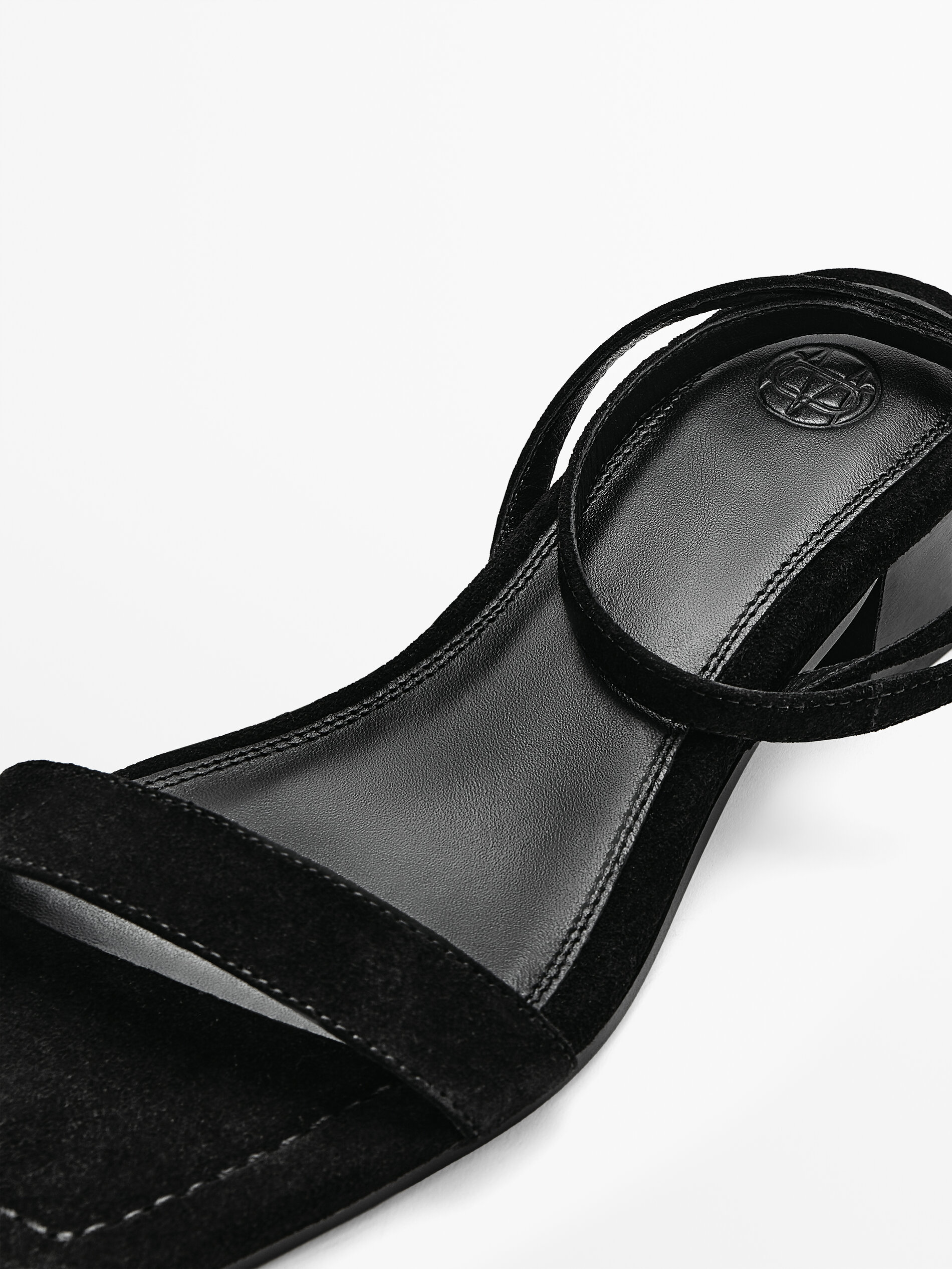 SANDALI CON TACCO IN PELLE SCAMOSCIATA - Massimo Dutti Italia
