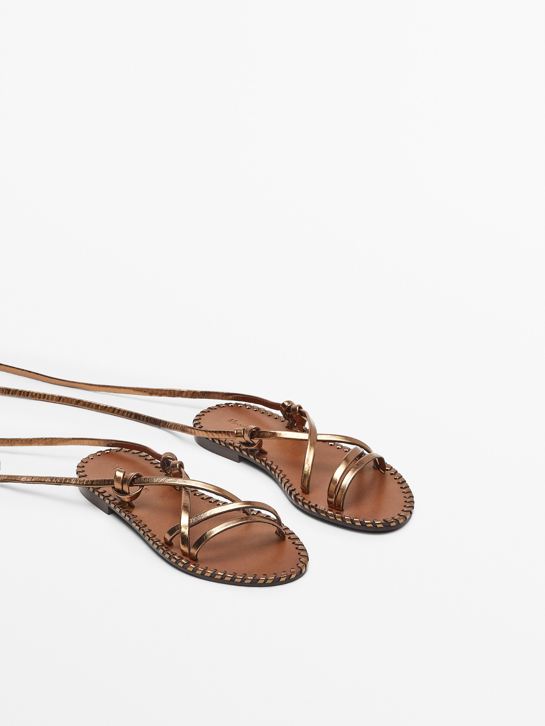 Sandalia plana piel atada - Massimo Dutti España