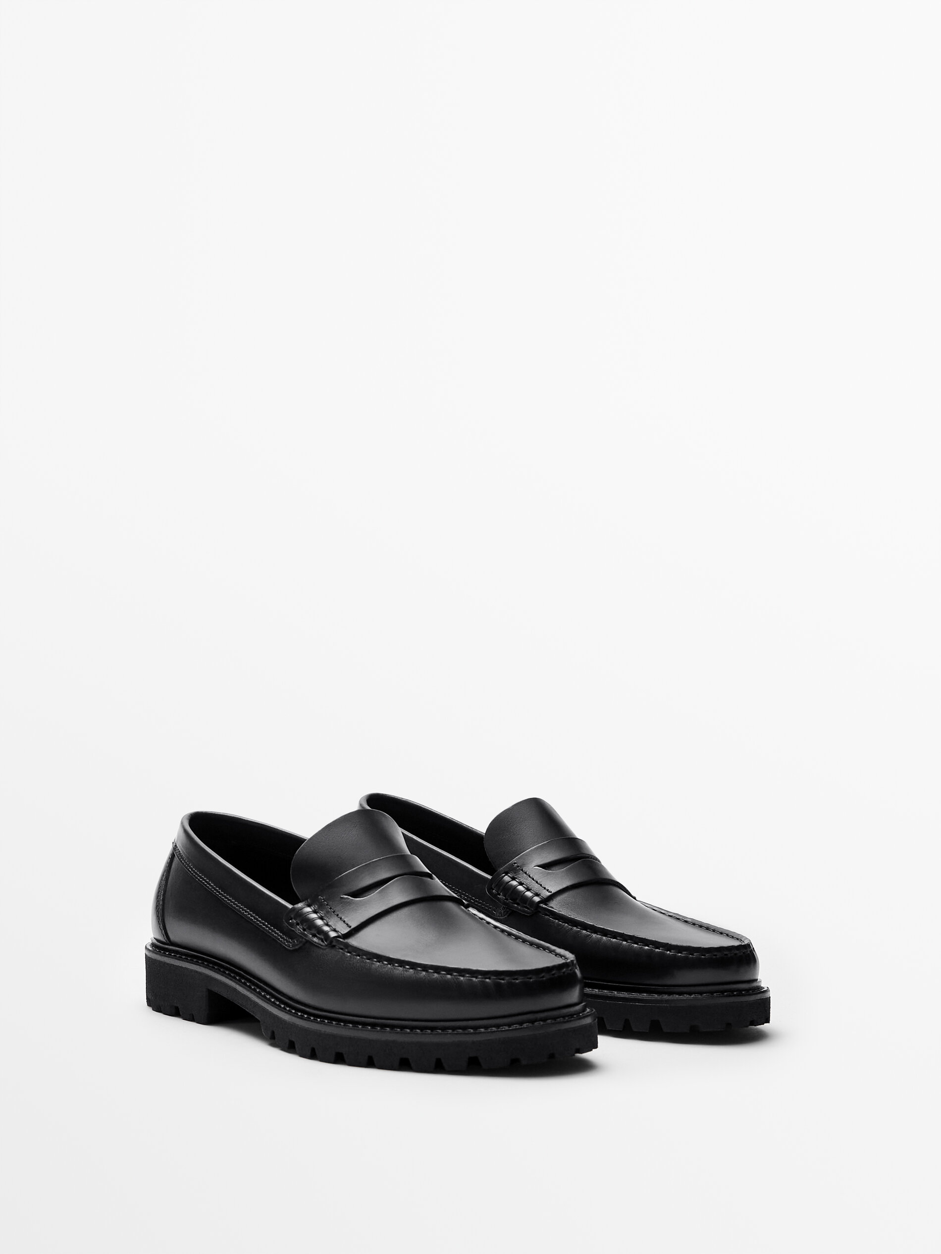 MOCASSINI IN NAPPA NERA - Massimo Dutti Italia