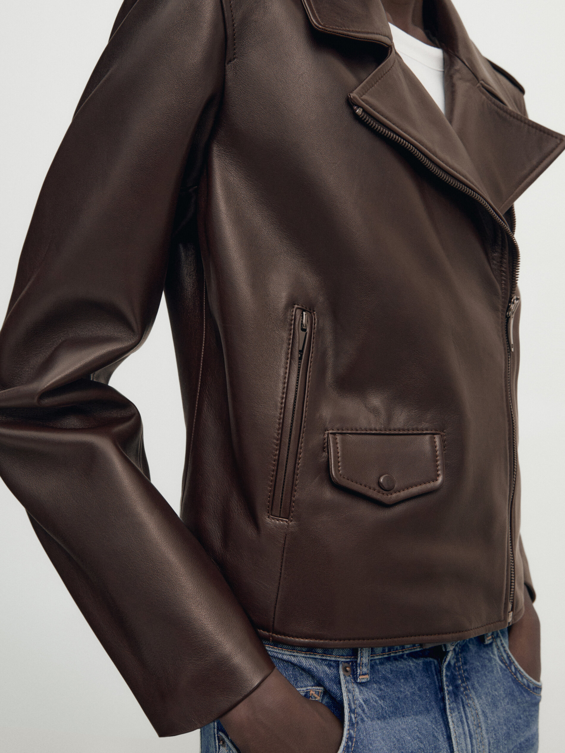 Chamarra de piel massimo dutti hombre on sale