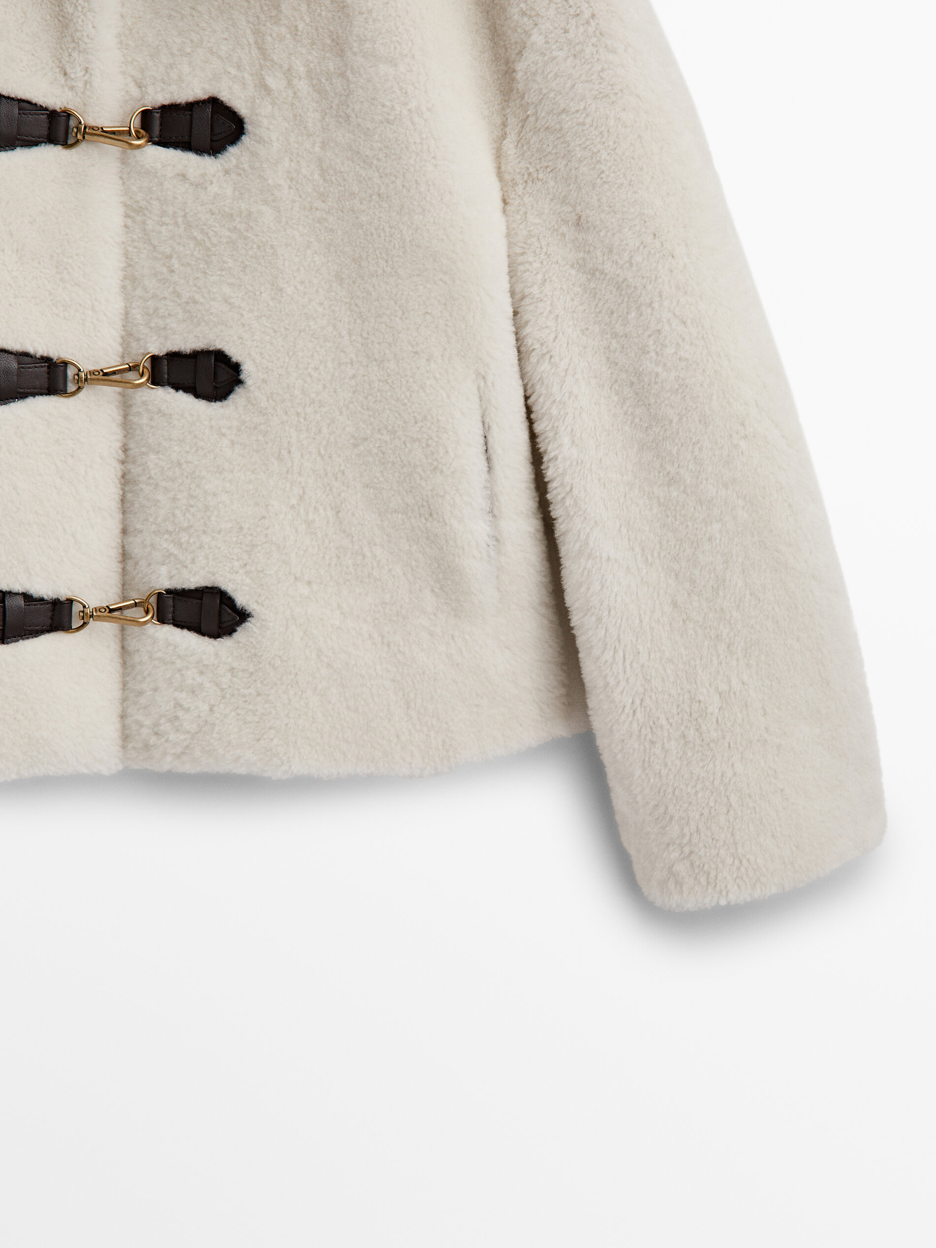 Short curly mouton coat with lobster clasps Cream Skirts