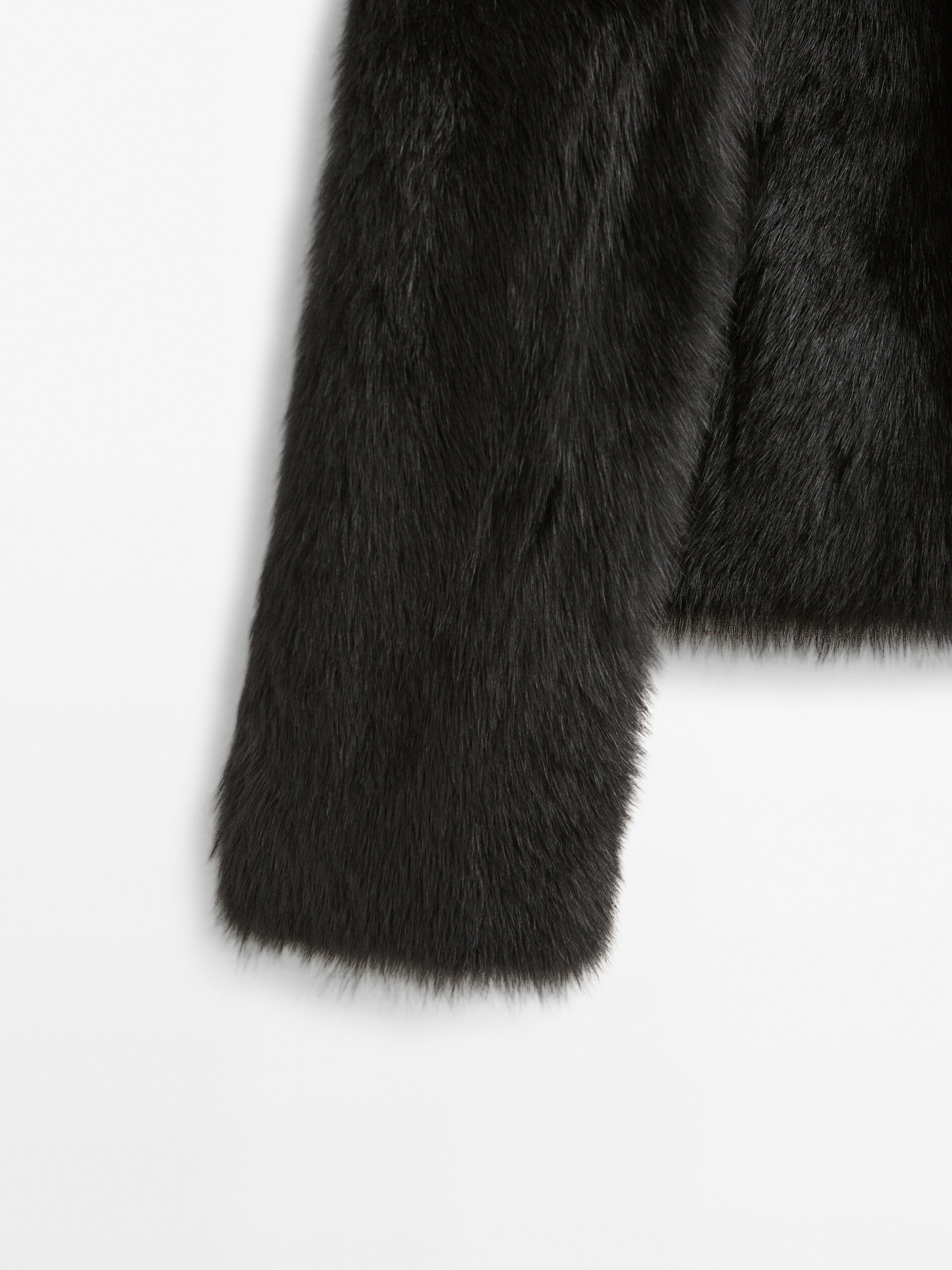 Black leather mouton jacket · Black · Skirts | Massimo Dutti