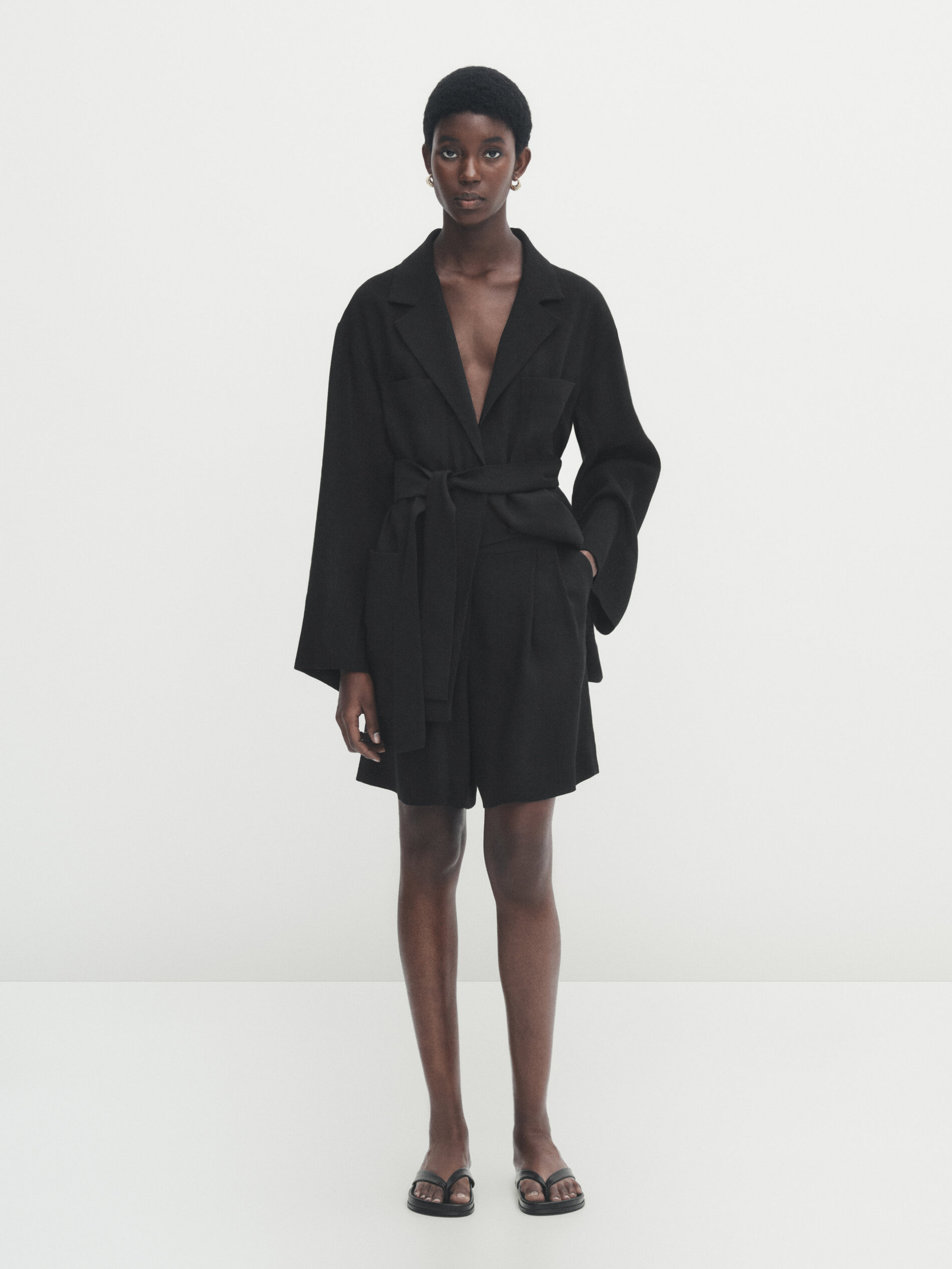 Long Bermuda shorts with darts