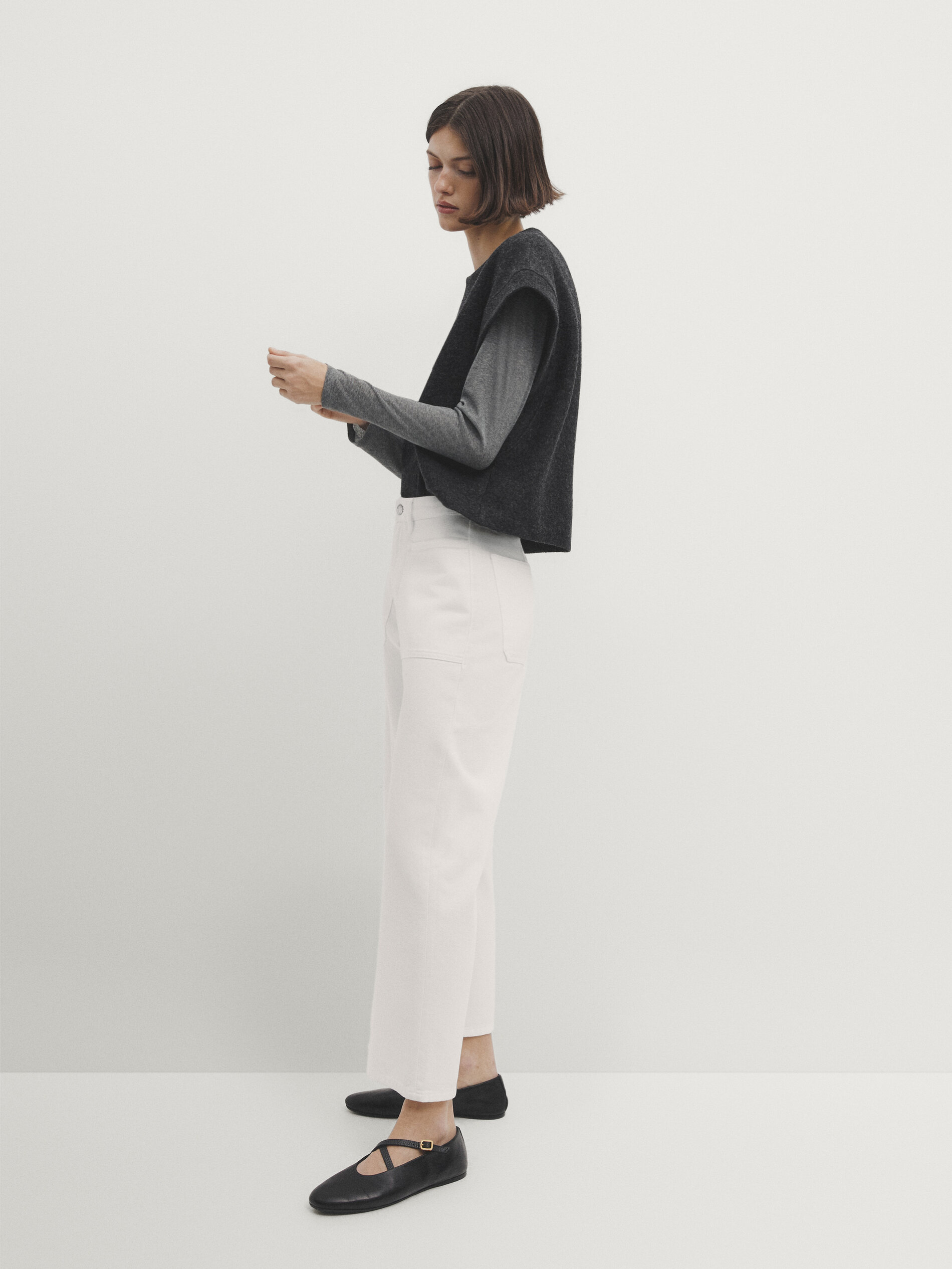 Wide fit cropped jeans with pockets