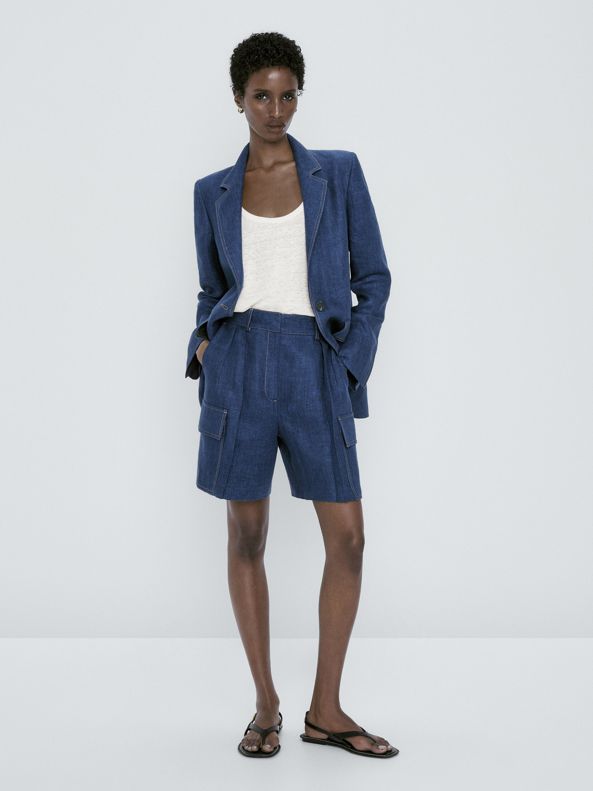 Women's linen on sale cargo bermuda shorts