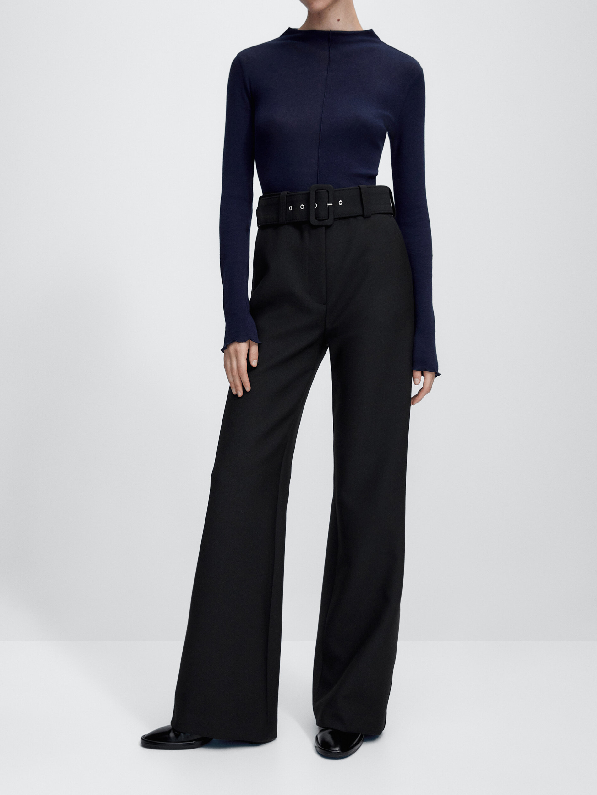 High waisted trousers with 2025 belt