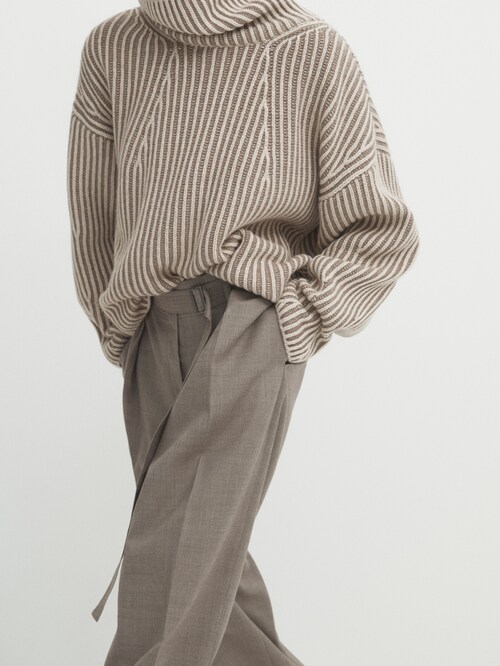 Bundfaltenhose aus Flanell mit Gürtel · Beige · Röcke | Massimo Dutti