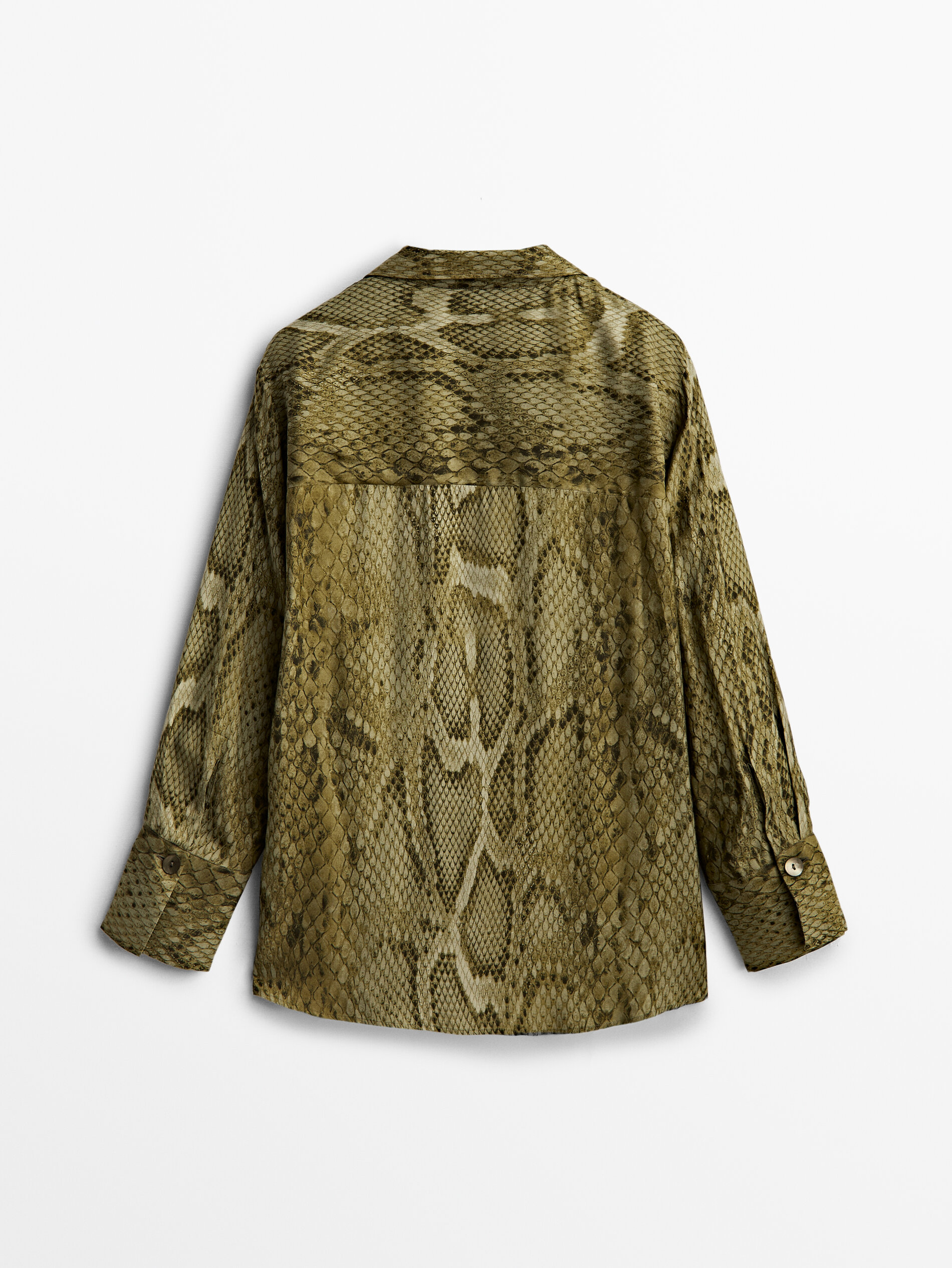 Camisa estampado serpiente