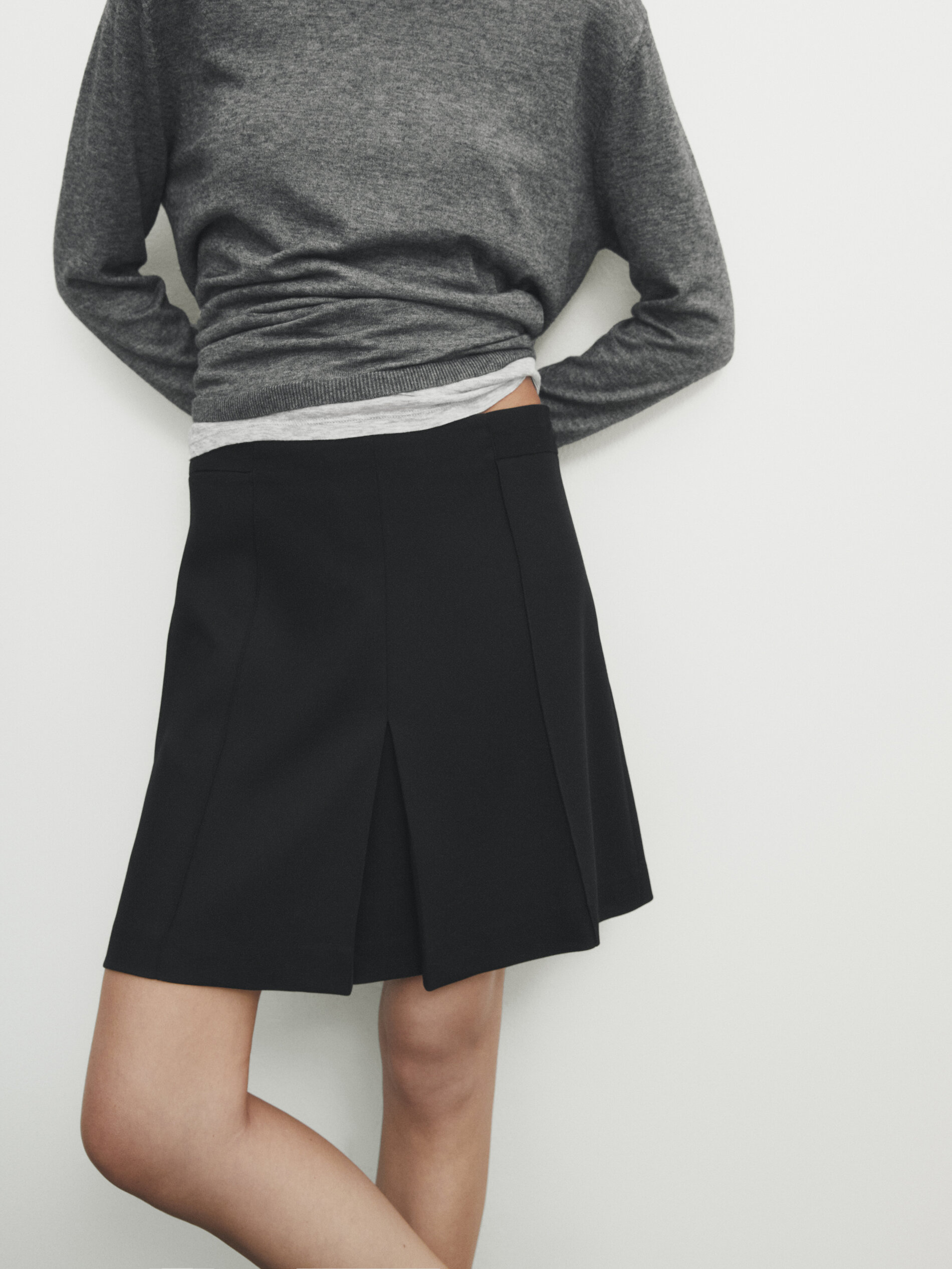 Pleated detail mini shop skirt