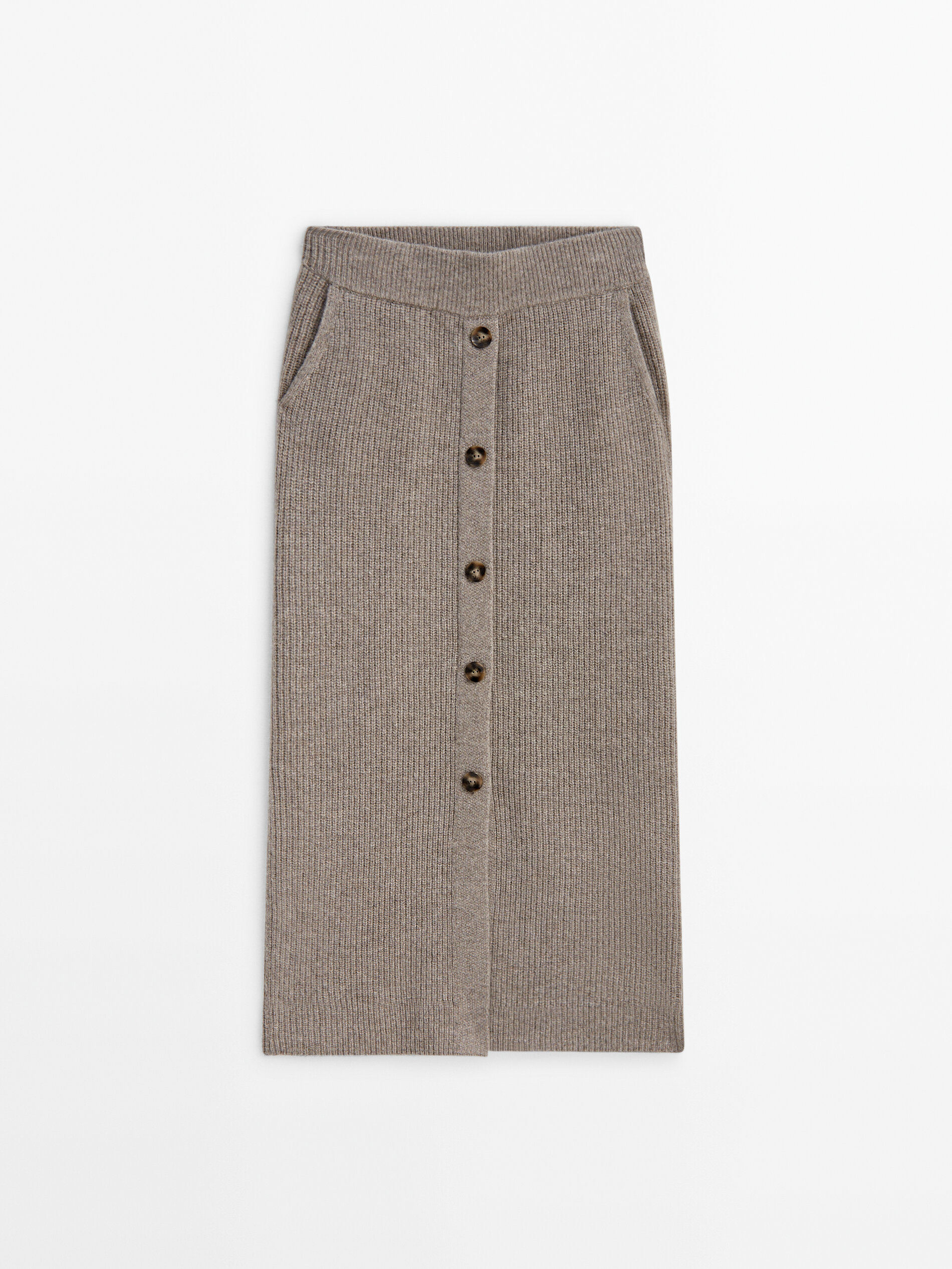 Purl knit midi skirt with matching buttons