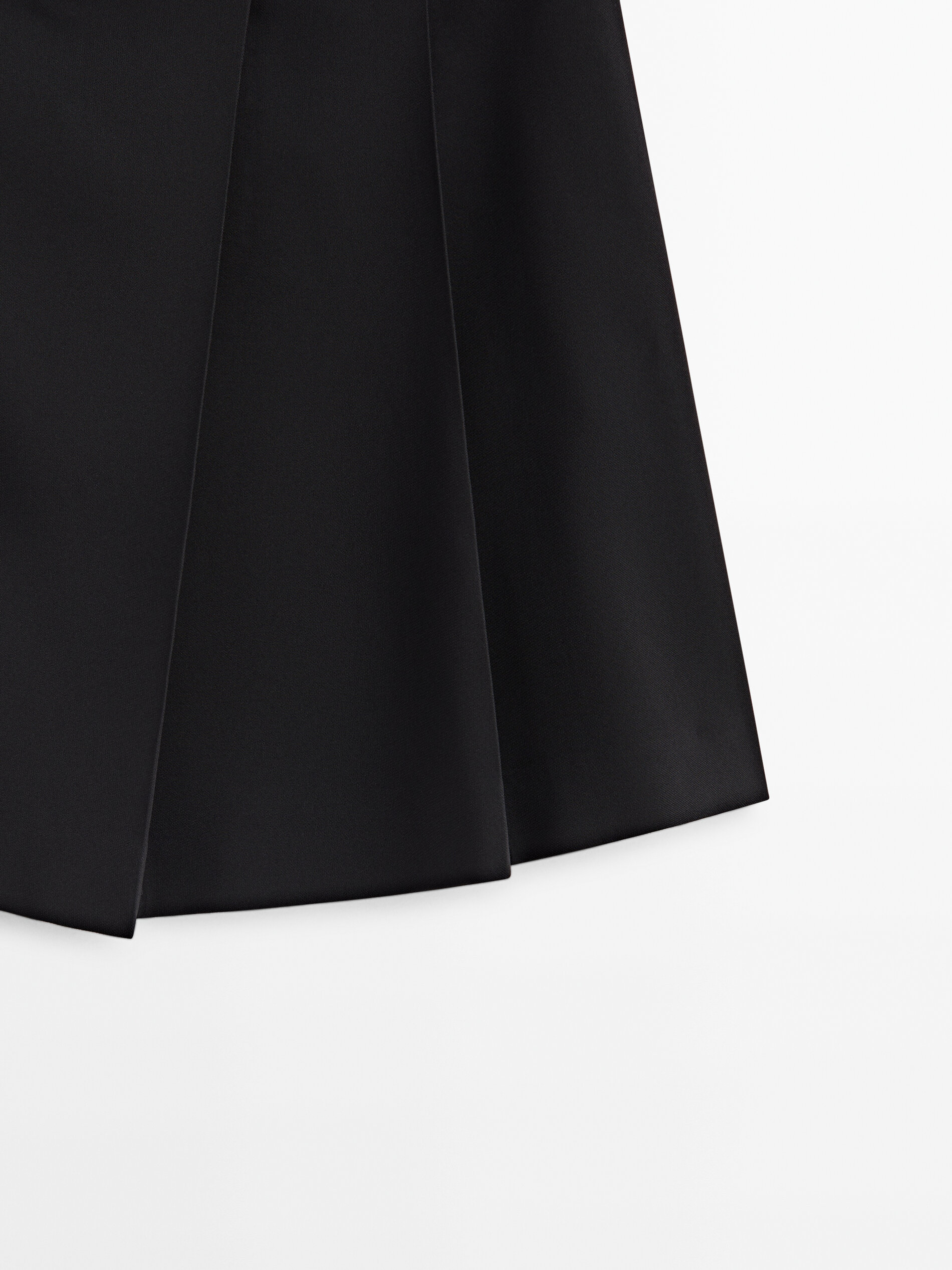 Black box clearance pleated mini skirt