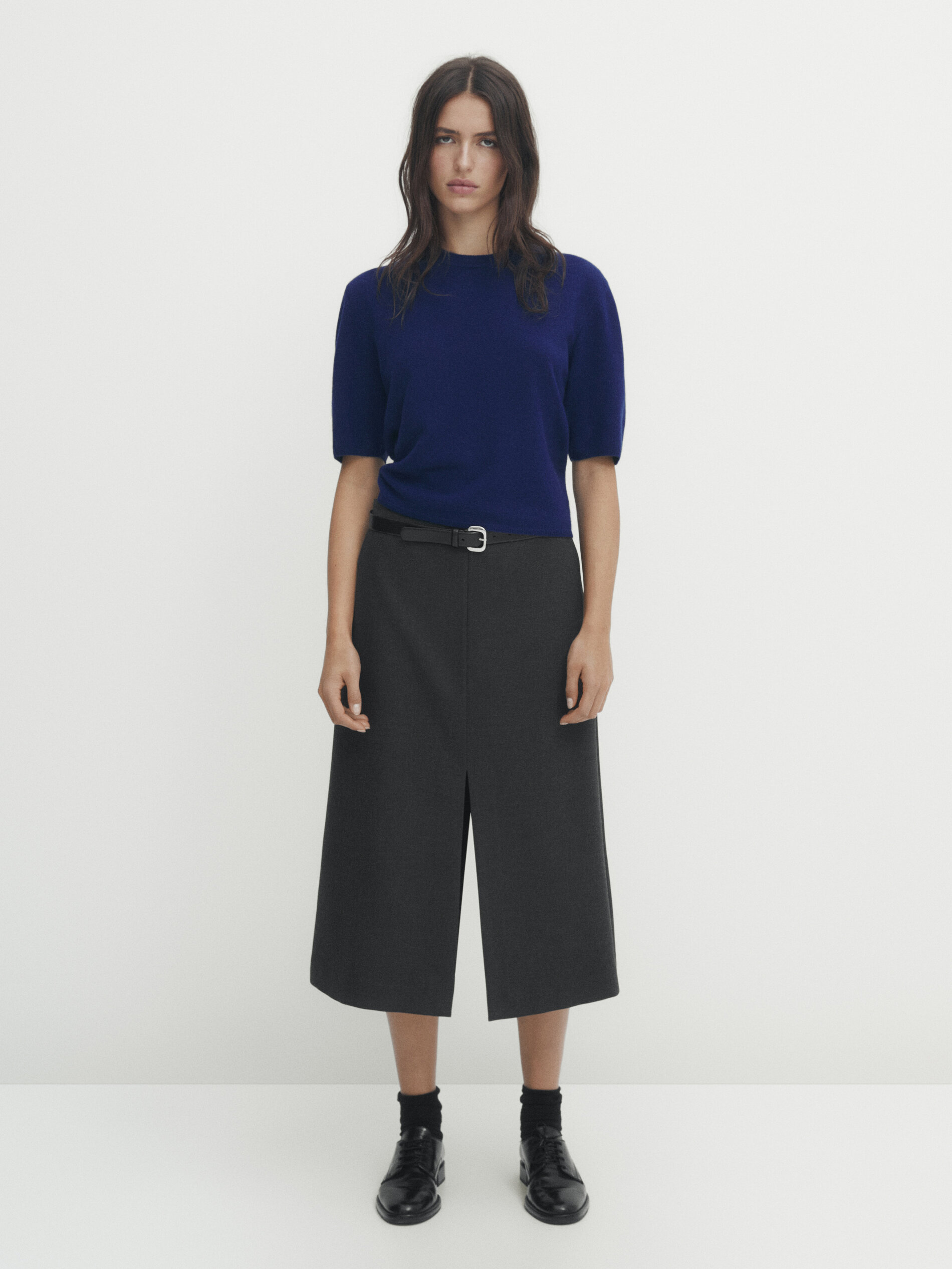 Jupe outlet fendue devant