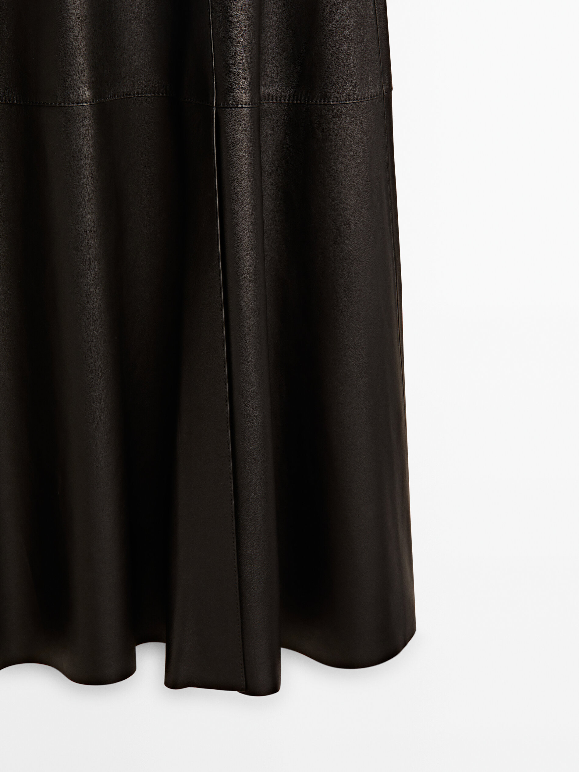 Jupe en cuir nappa avec ceinture