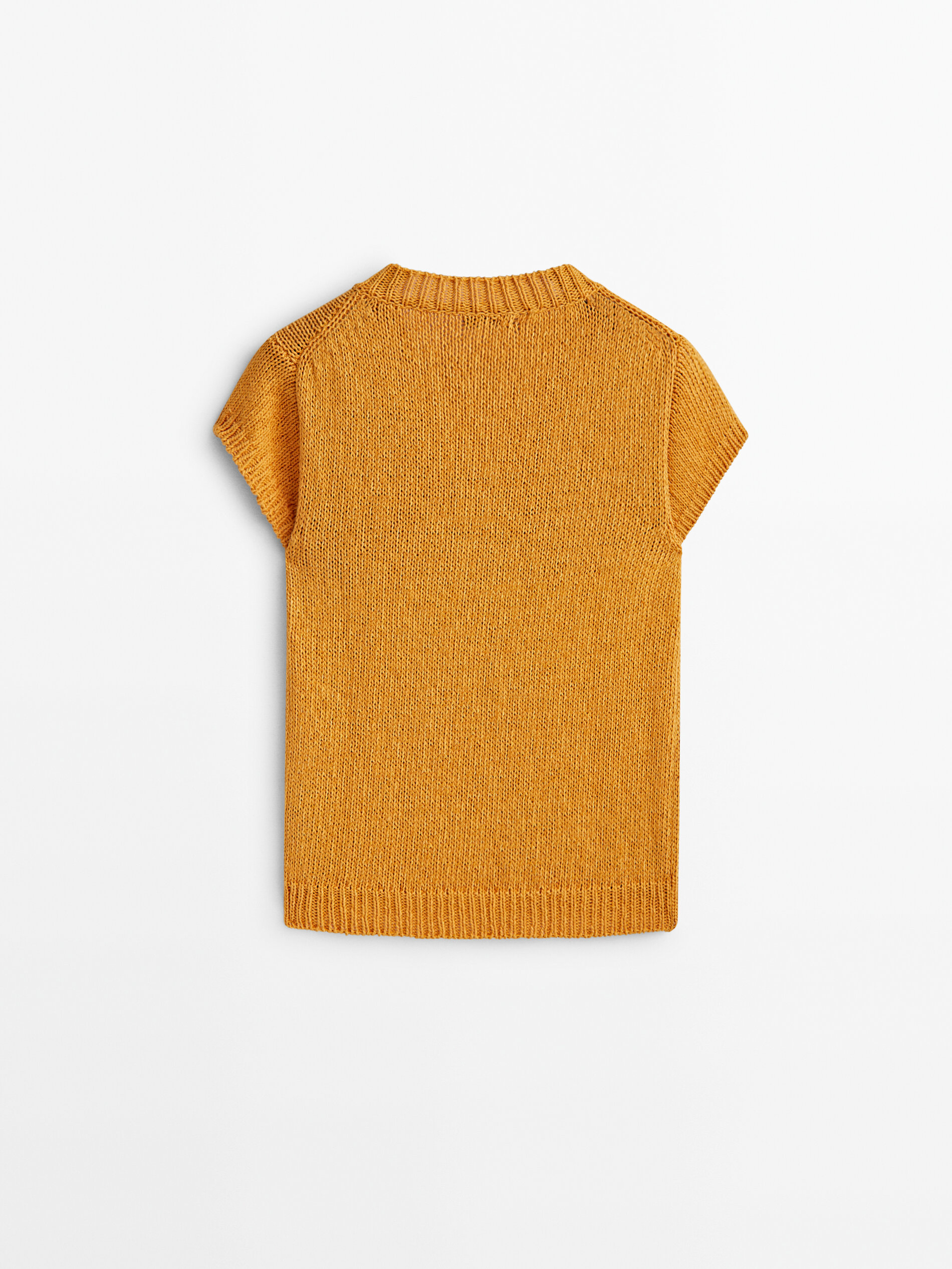 Knit V neck sweater with short sleeves