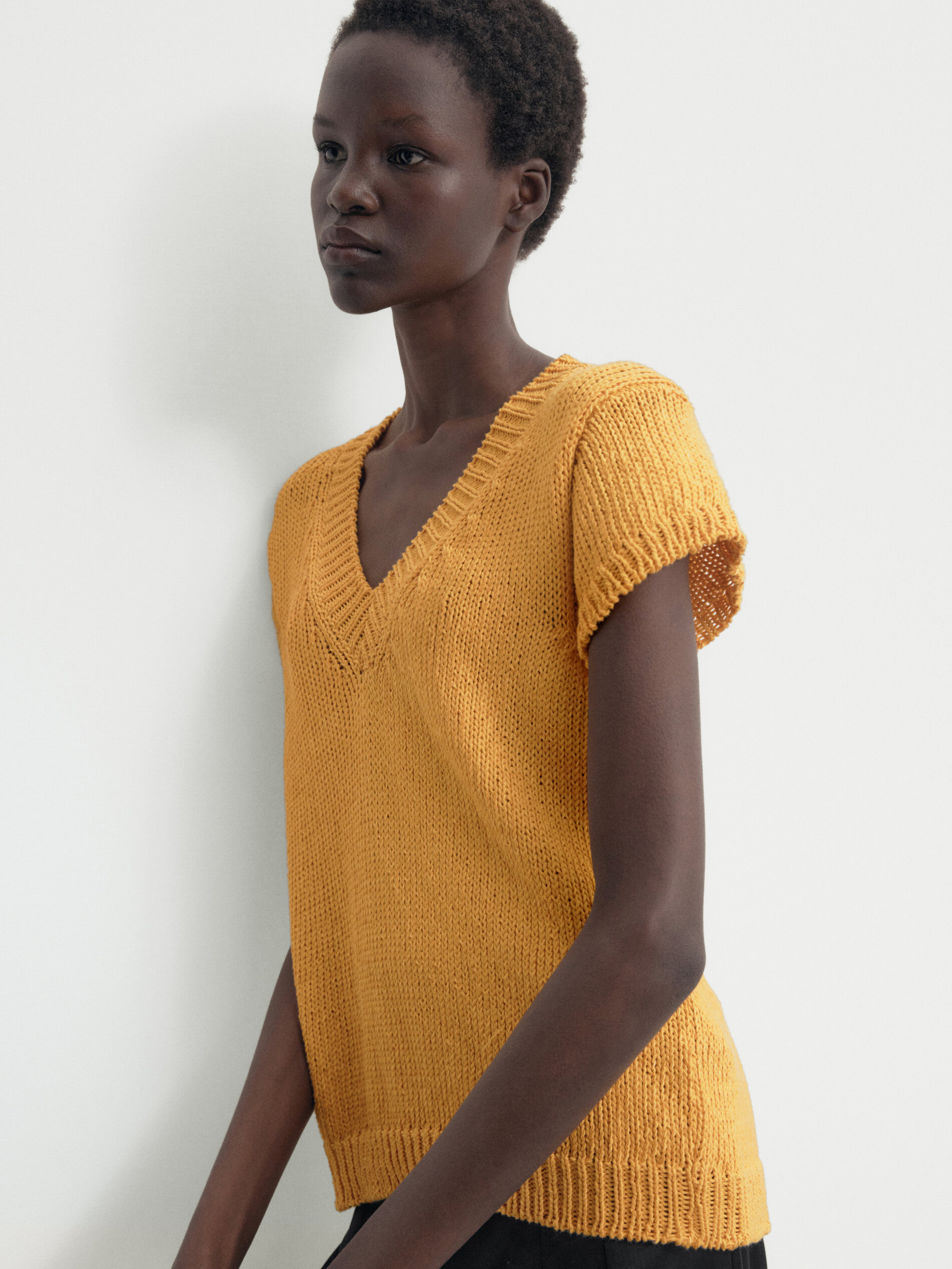 V neck short sleeve jumper on sale