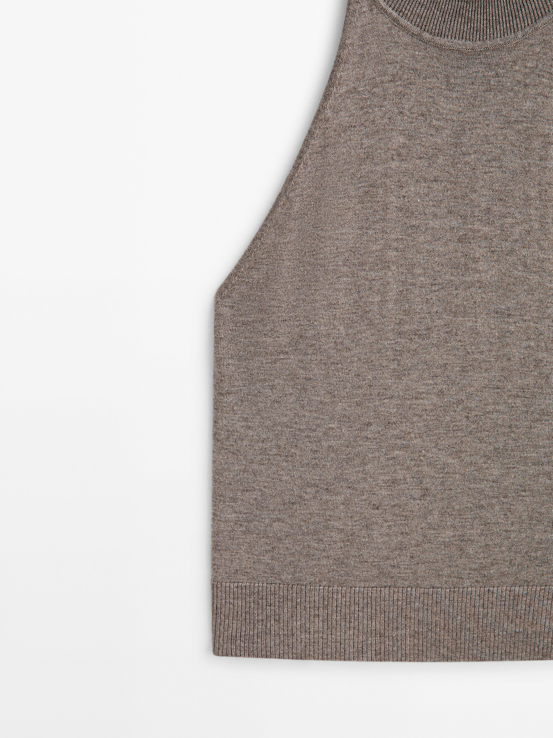Top in maglia a mezzo collo