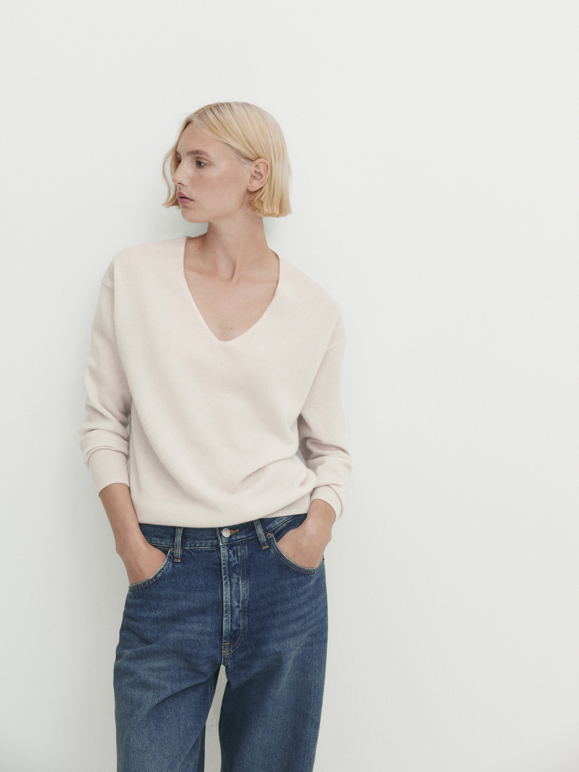 100% cashmere v-neck sweater ICE