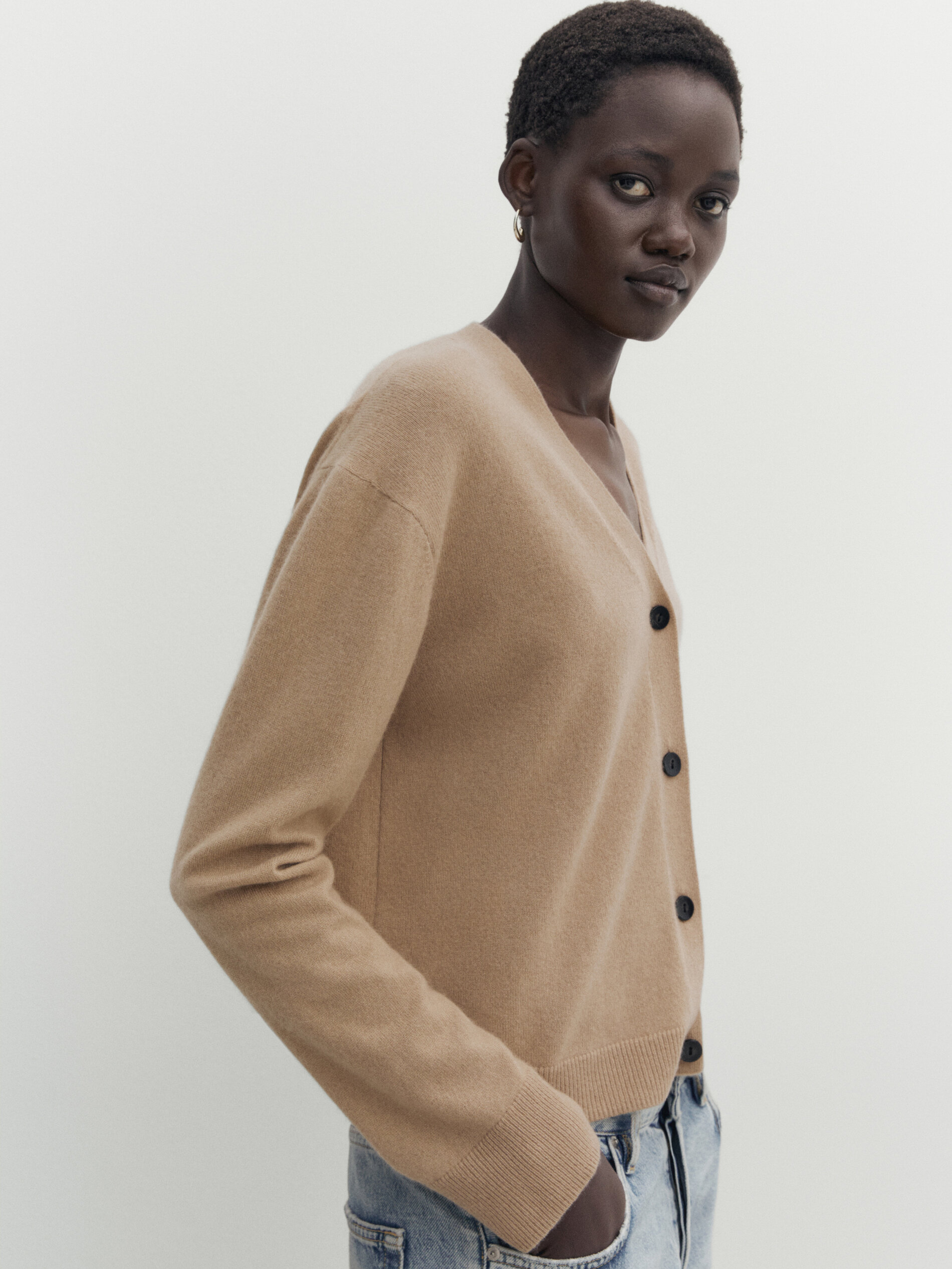 100% cashmere V-neck cardigan - Massimo Dutti