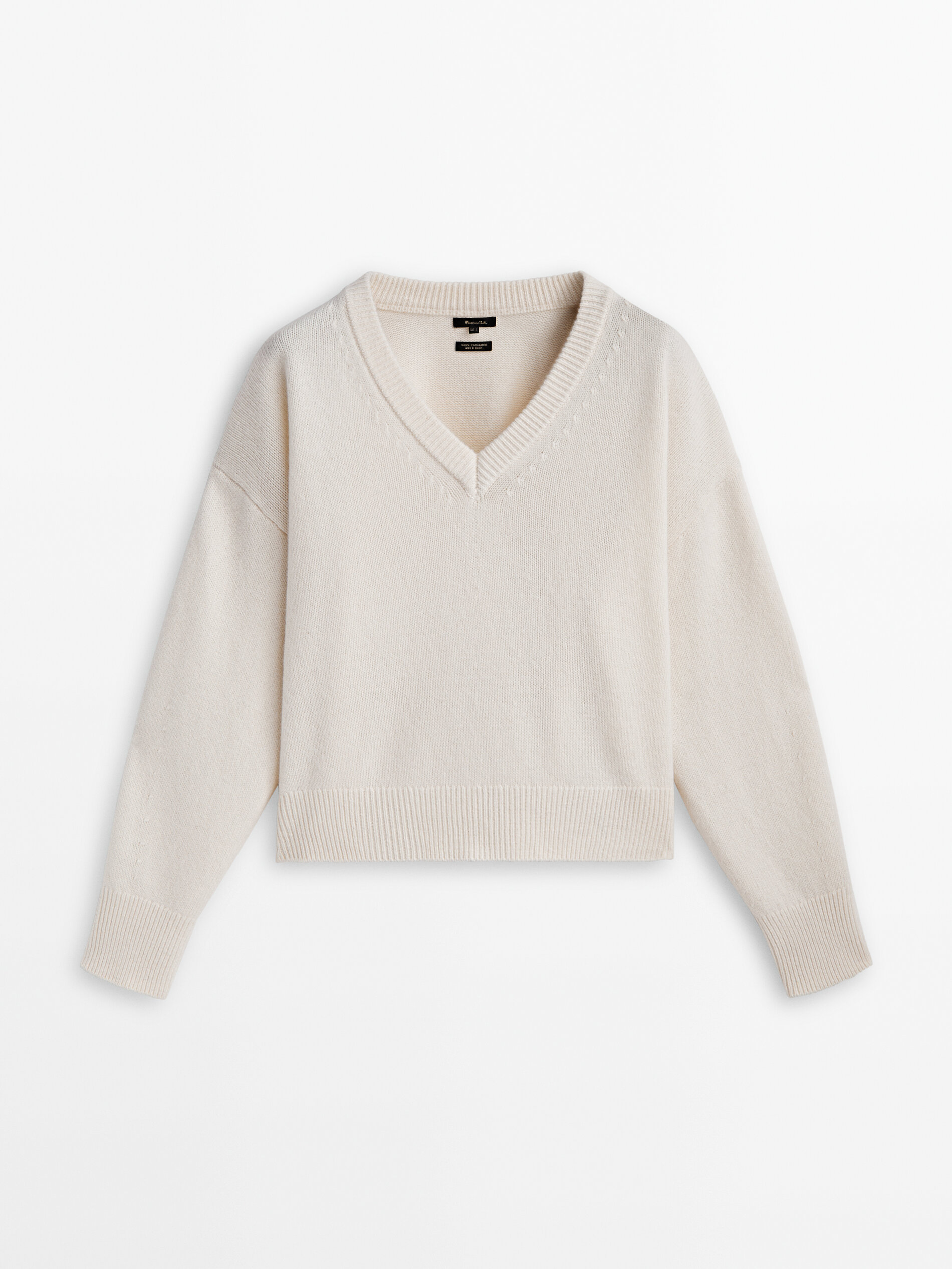 White v online neck sweater