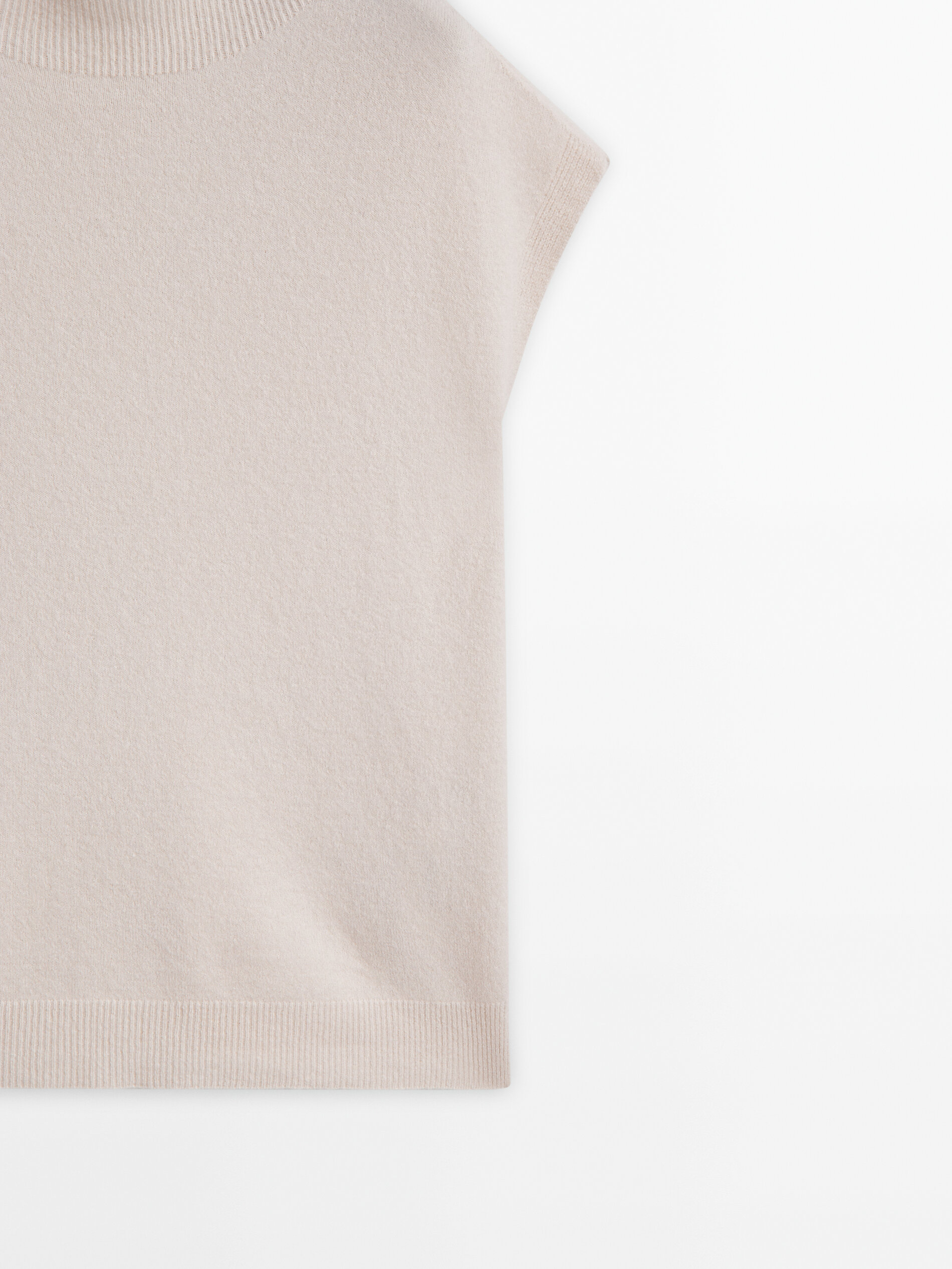 Beige store mock turtleneck