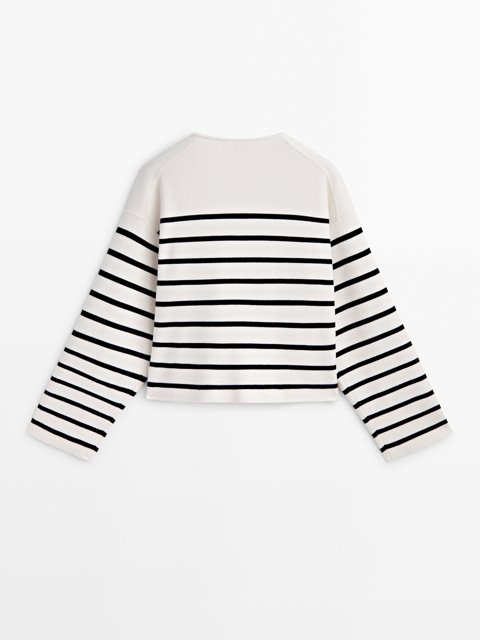White sweater with pockets on sale