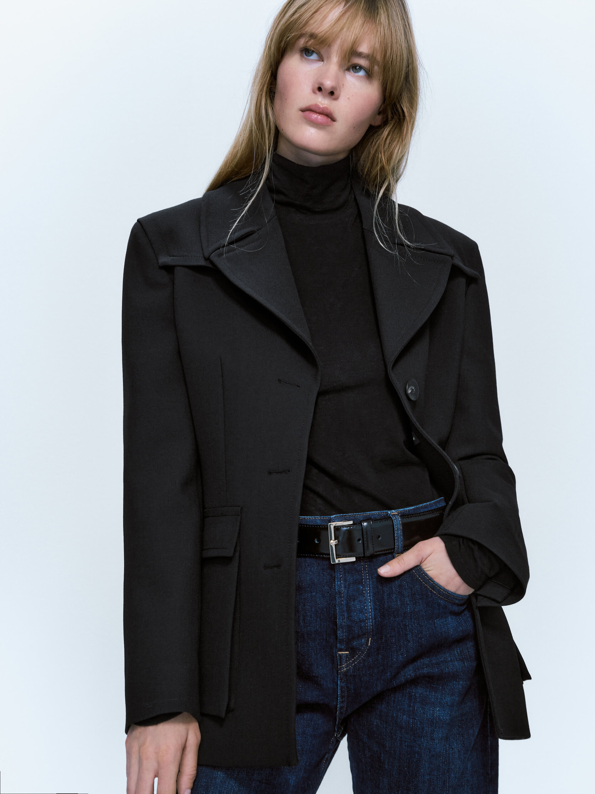 Black blazer with pockets
