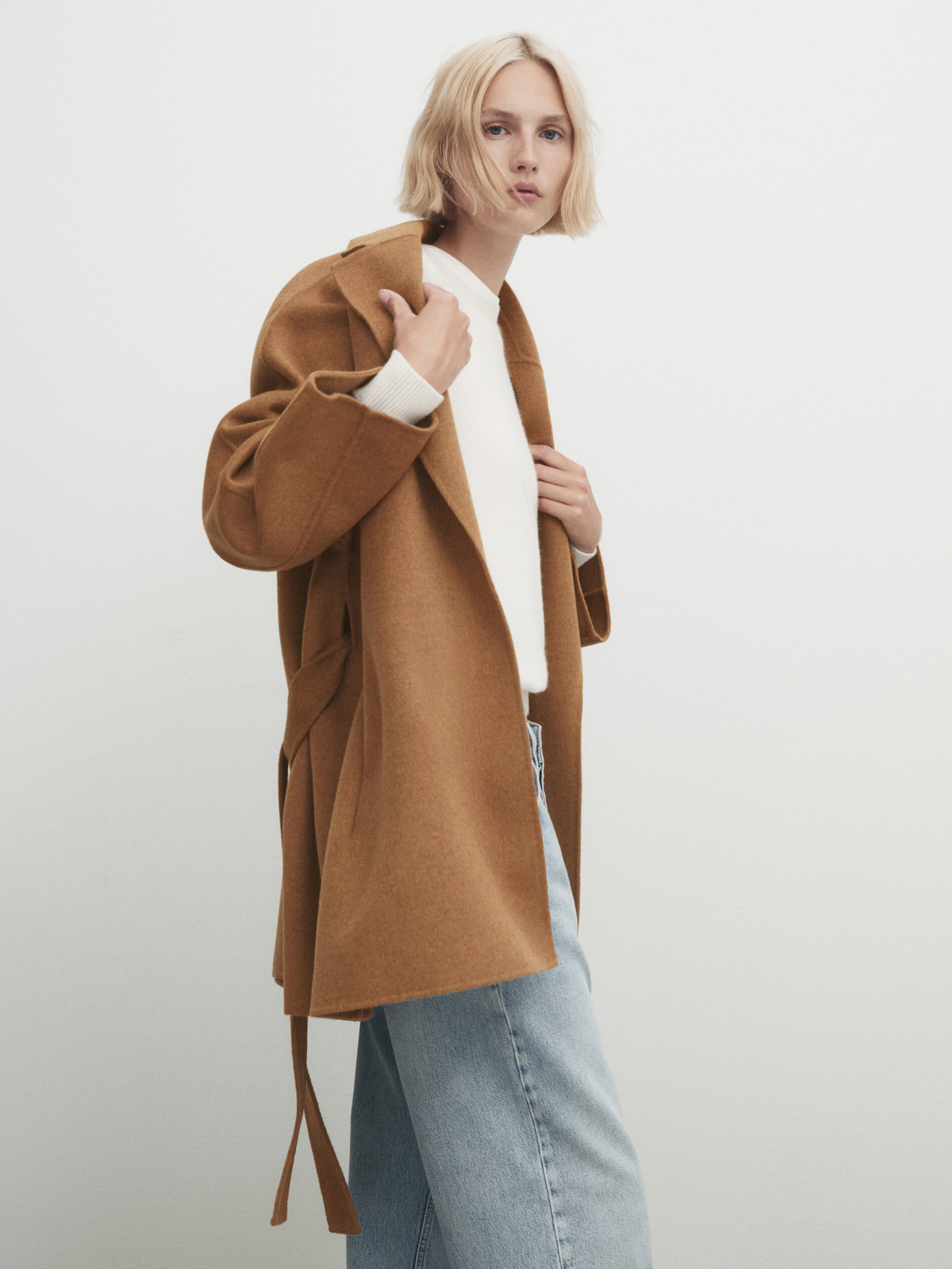 Short robe coat with belt · Camel · Coats And Jackets | Massimo Dutti