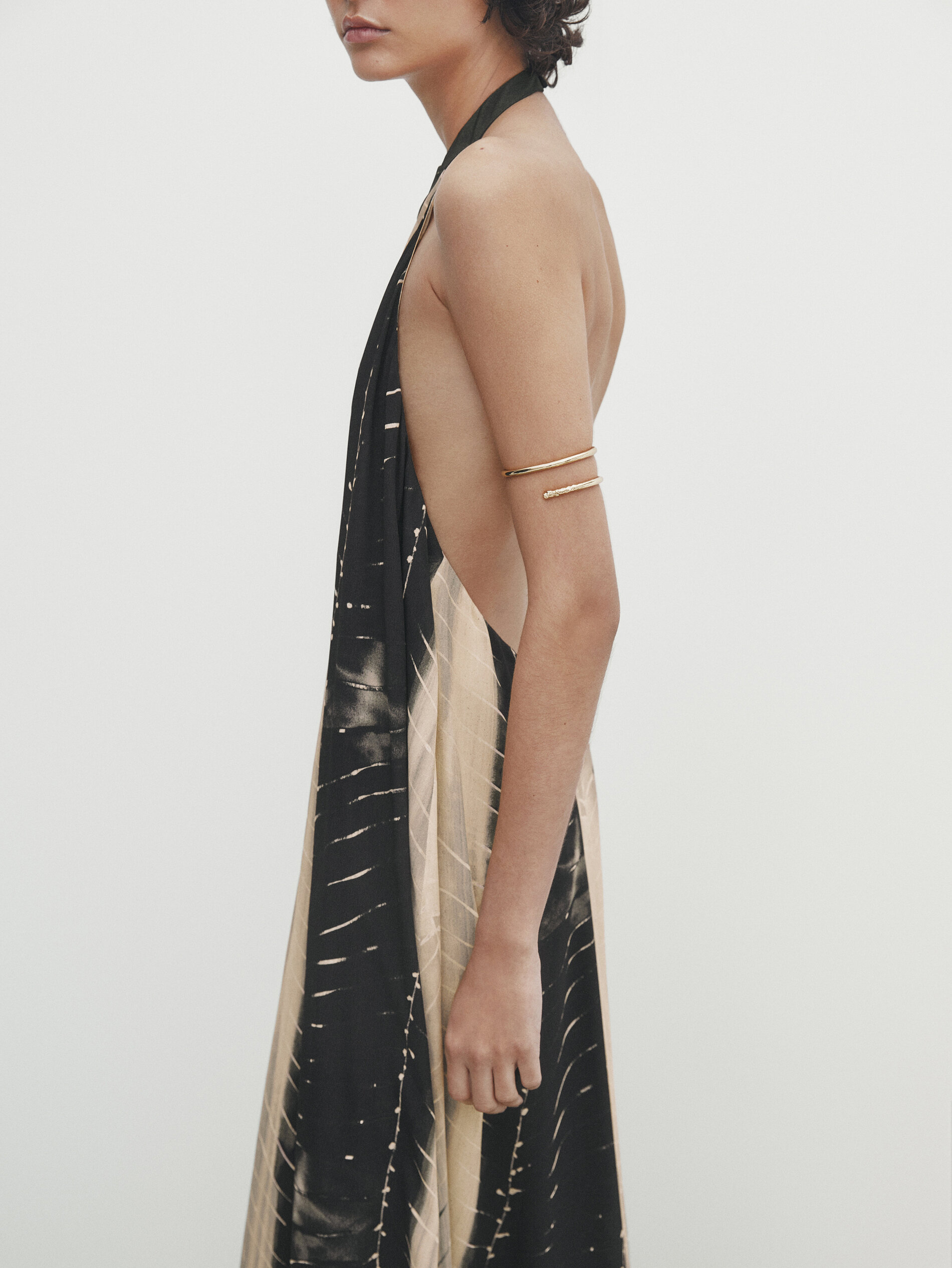 Vestidos y hot sale monos massimo dutti