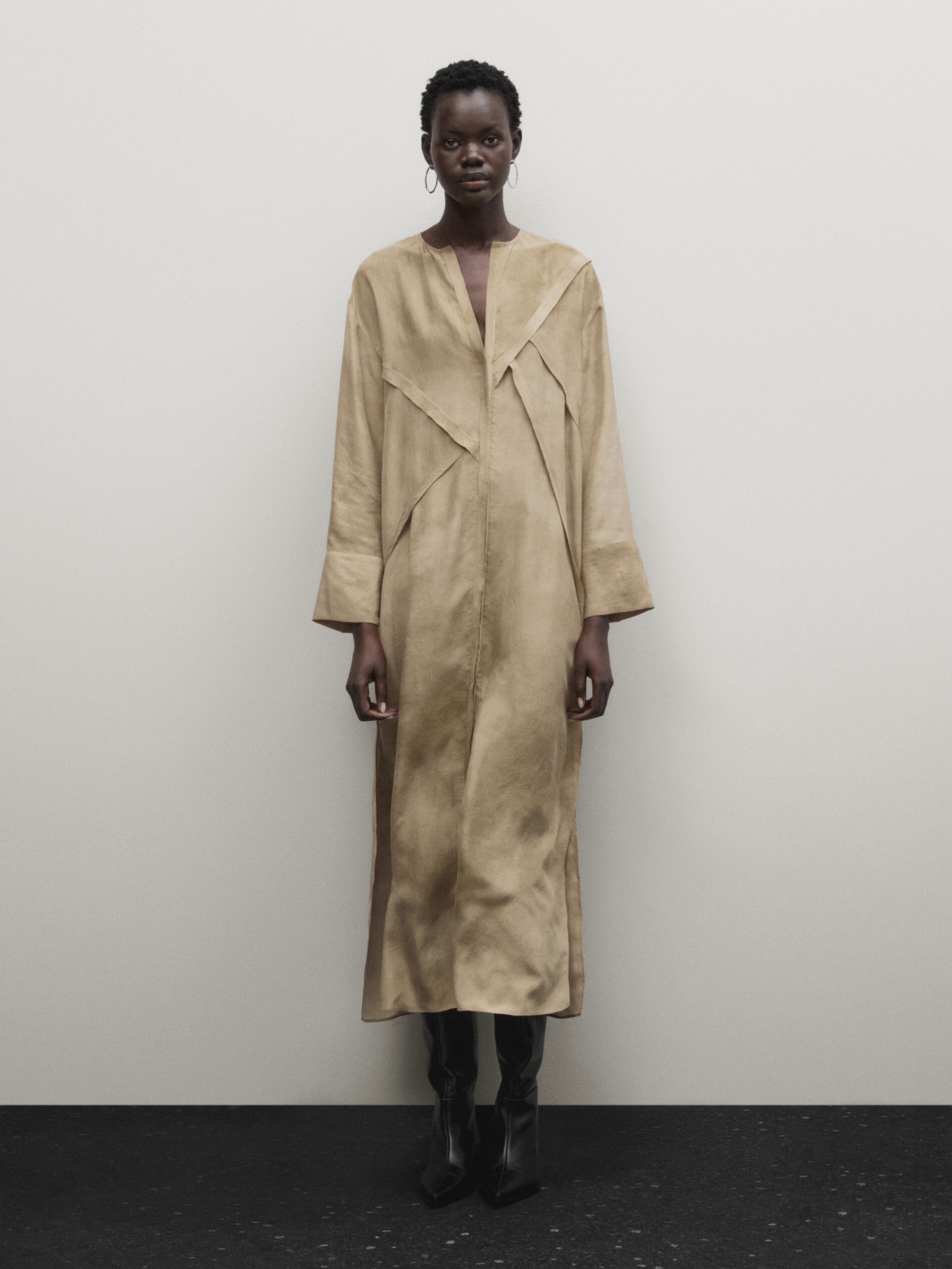 Printed silk dress with seams Limited Edition Beige Smart